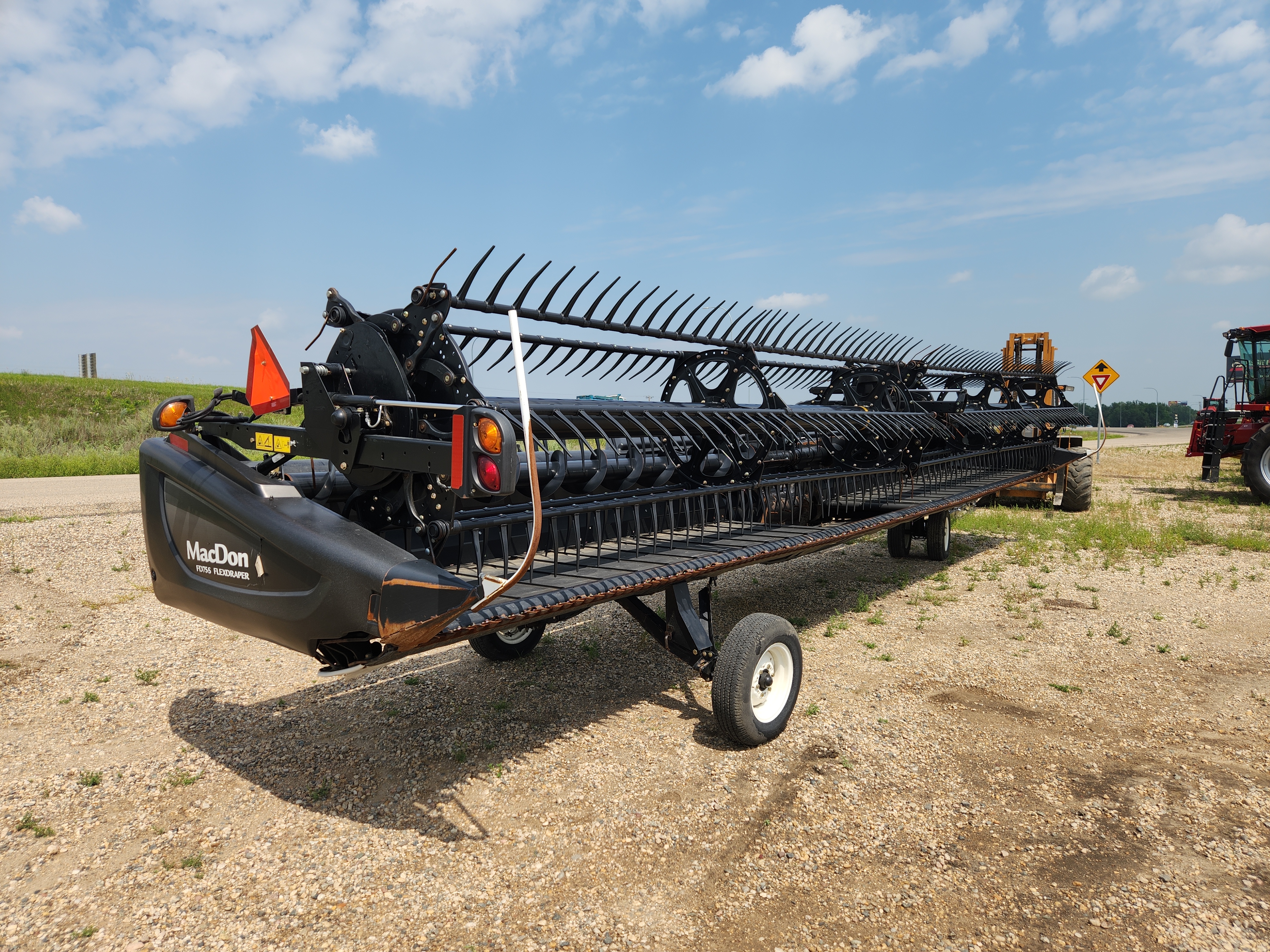 2017 MacDon FD75 Header Draper