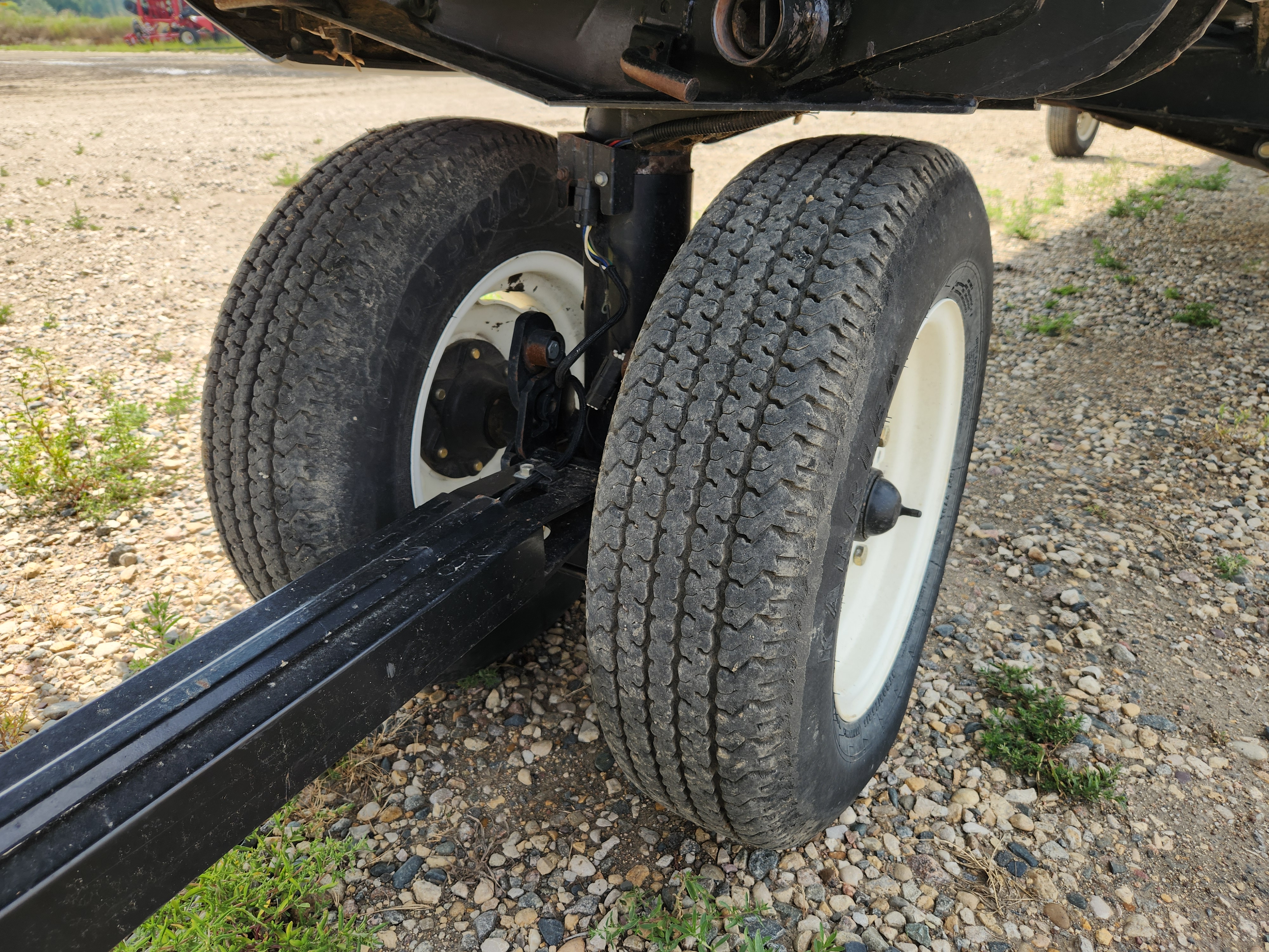 2017 MacDon FD75 Header Draper