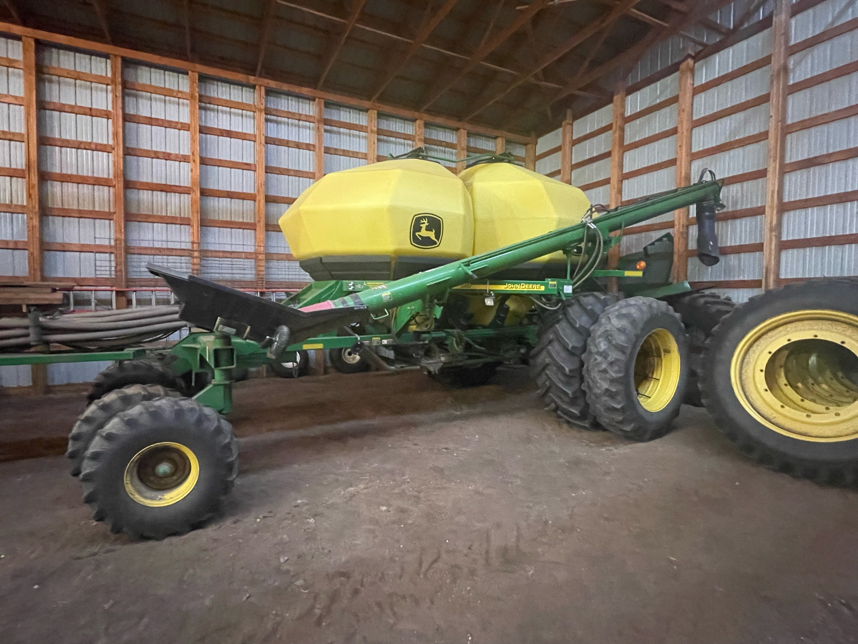 2011 John Deere 1890 Air Drill