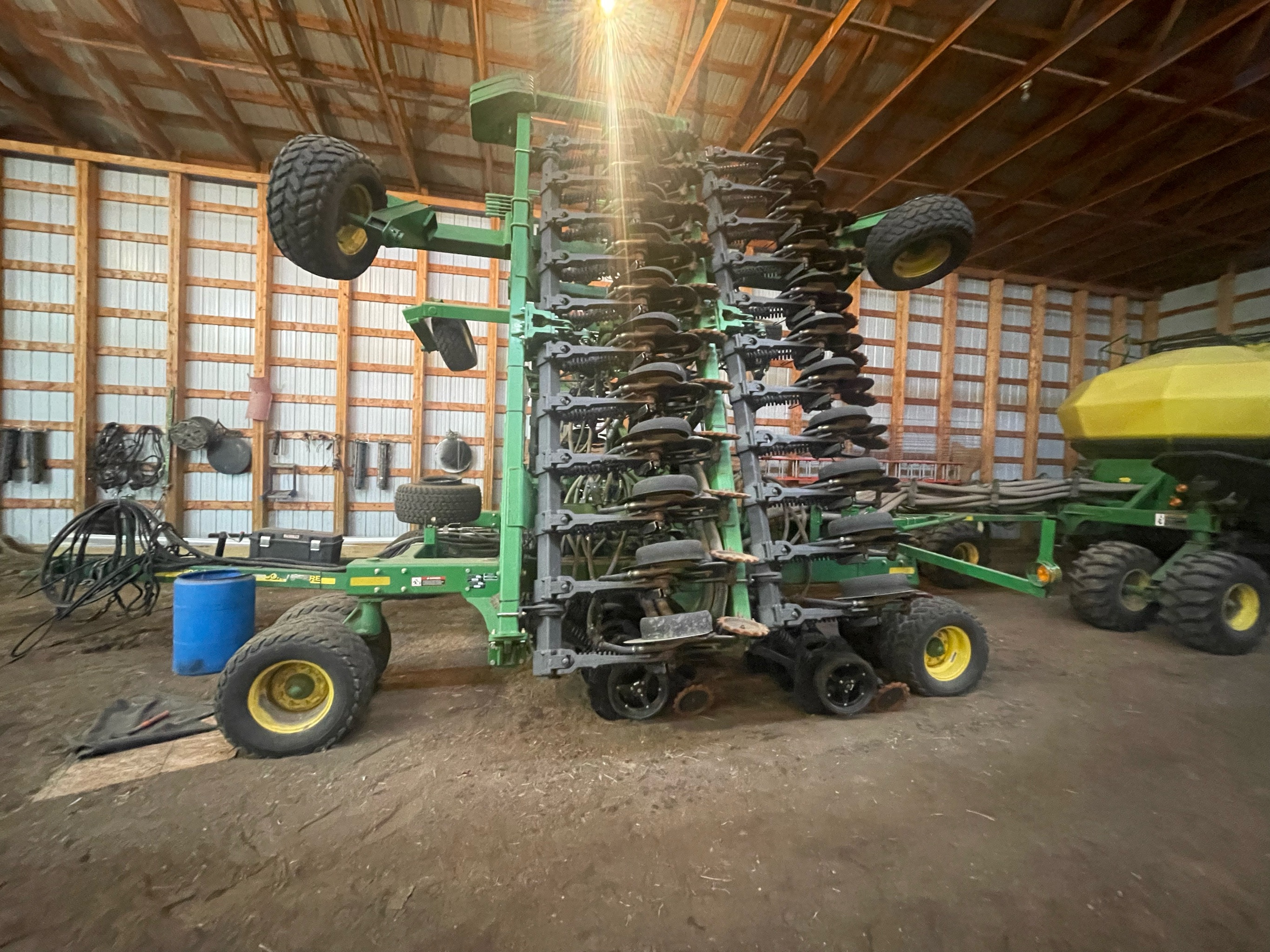 2011 John Deere 1890 Air Drill