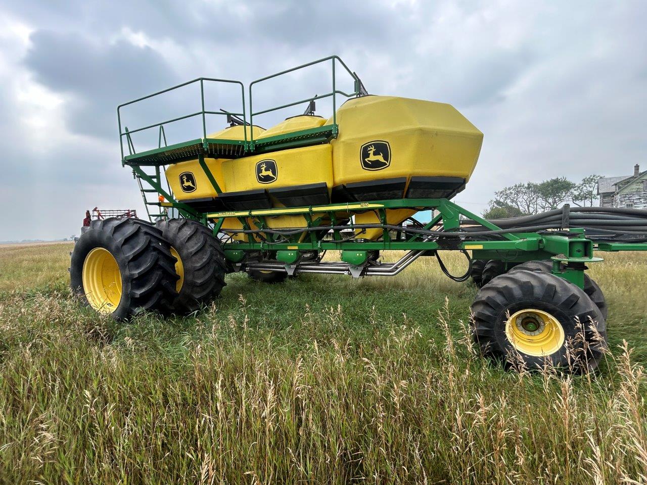 2012 John Deere 1895 Air Seeder