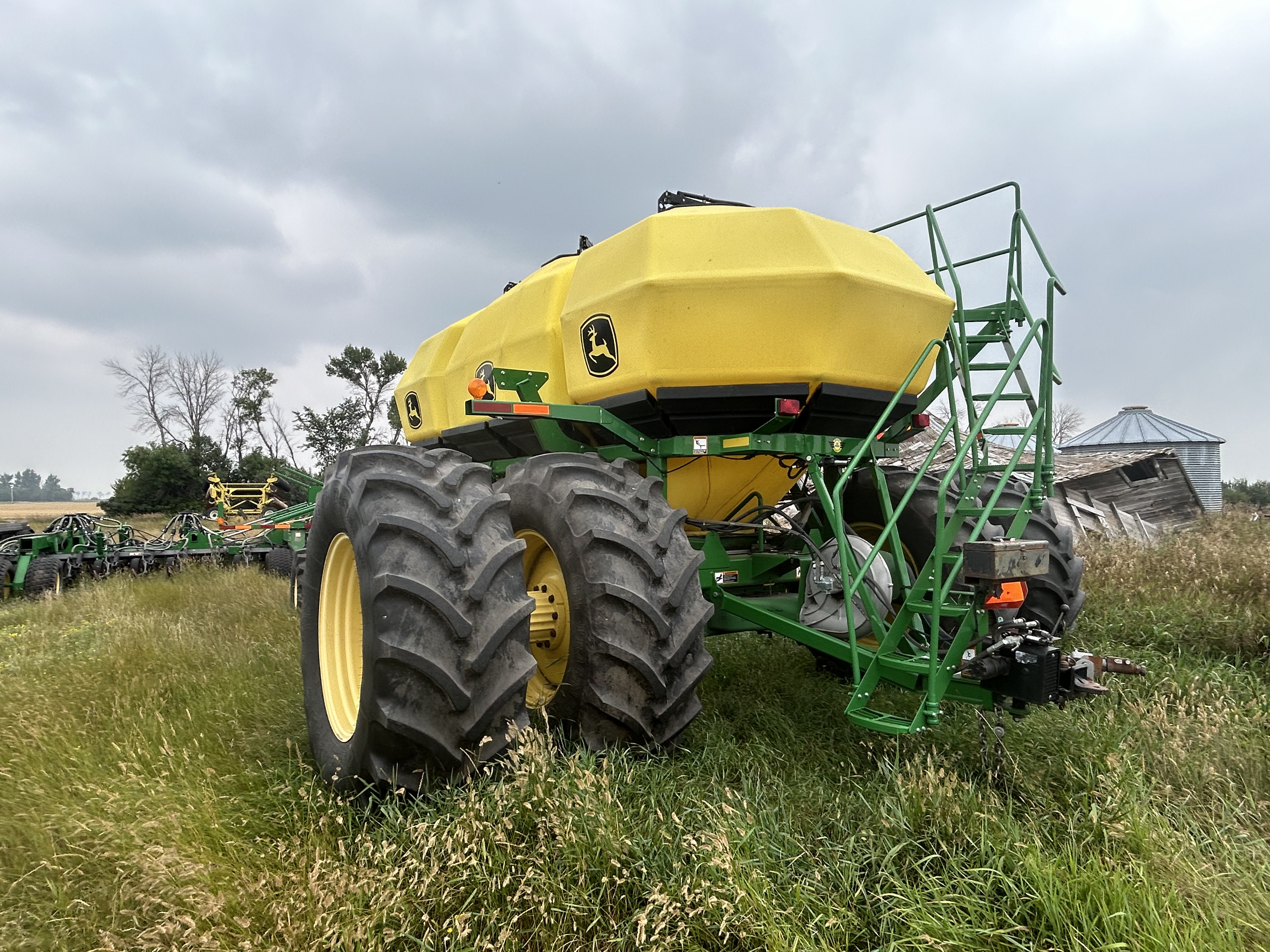 2012 John Deere 1895 Air Seeder