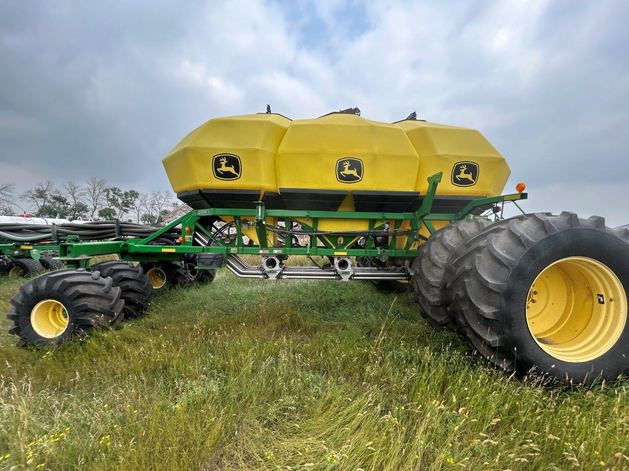 2012 John Deere 1895 Air Seeder