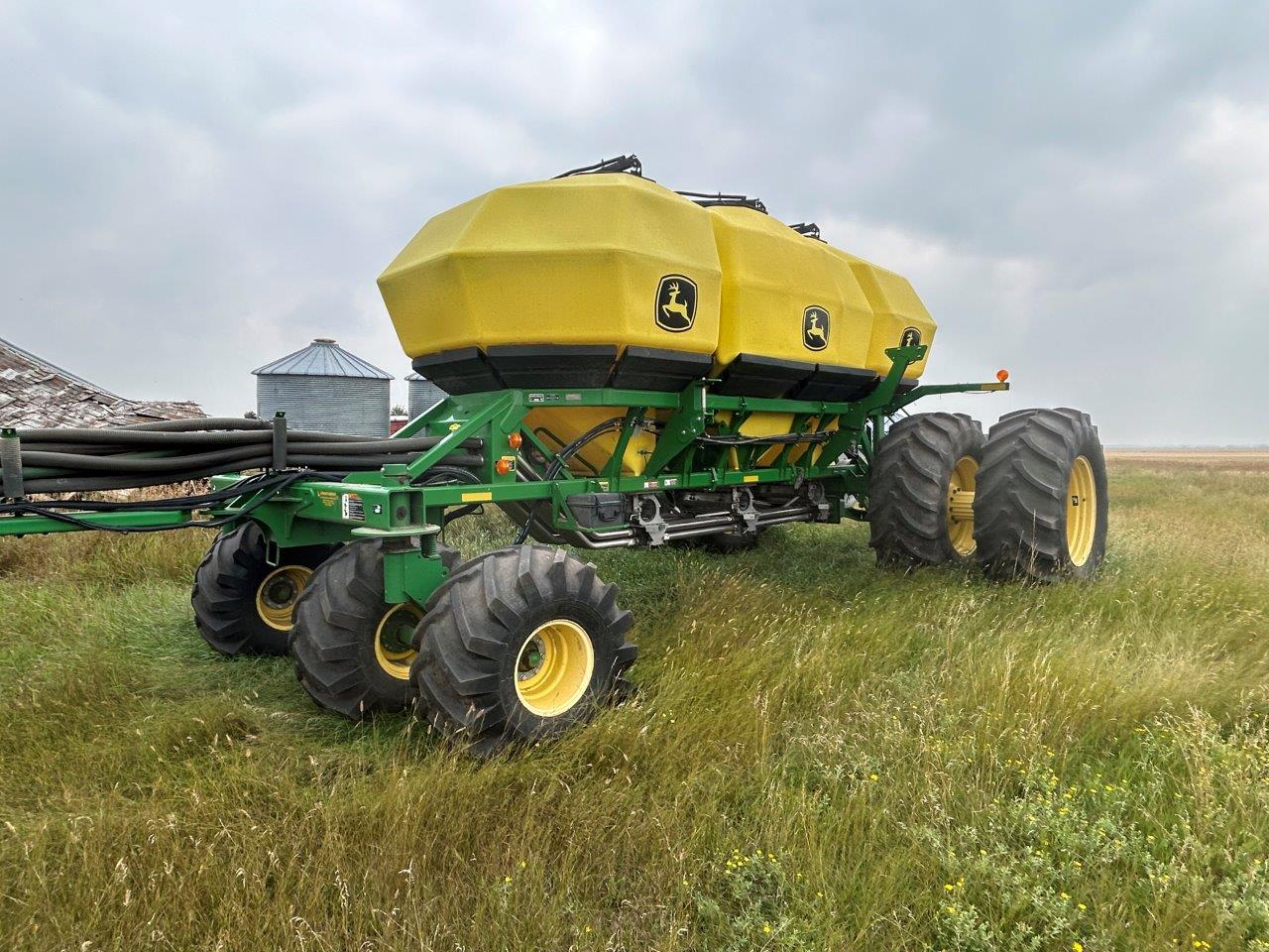 2012 John Deere 1895 Air Seeder