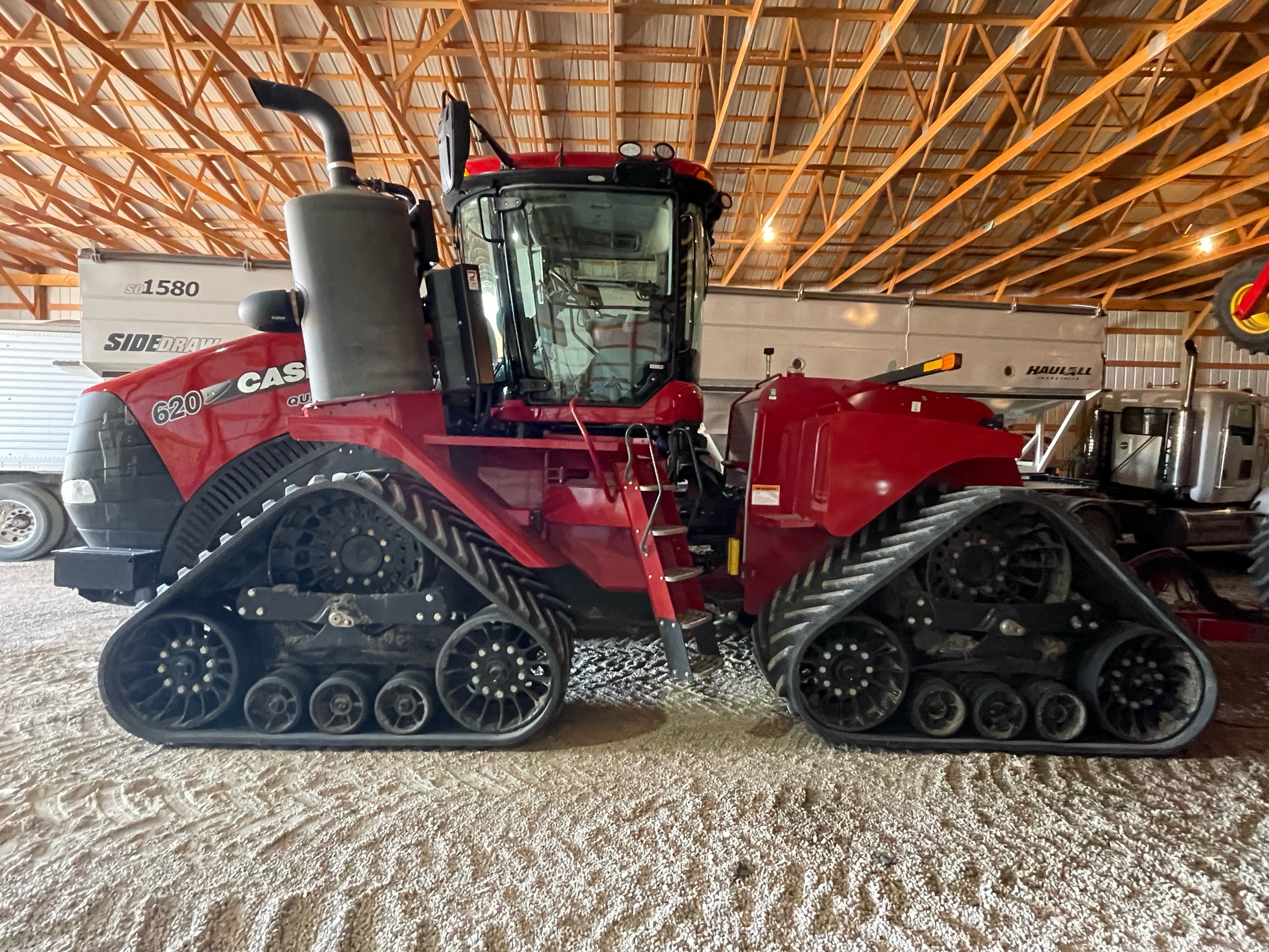 2019 Case IH STG620 Tractor