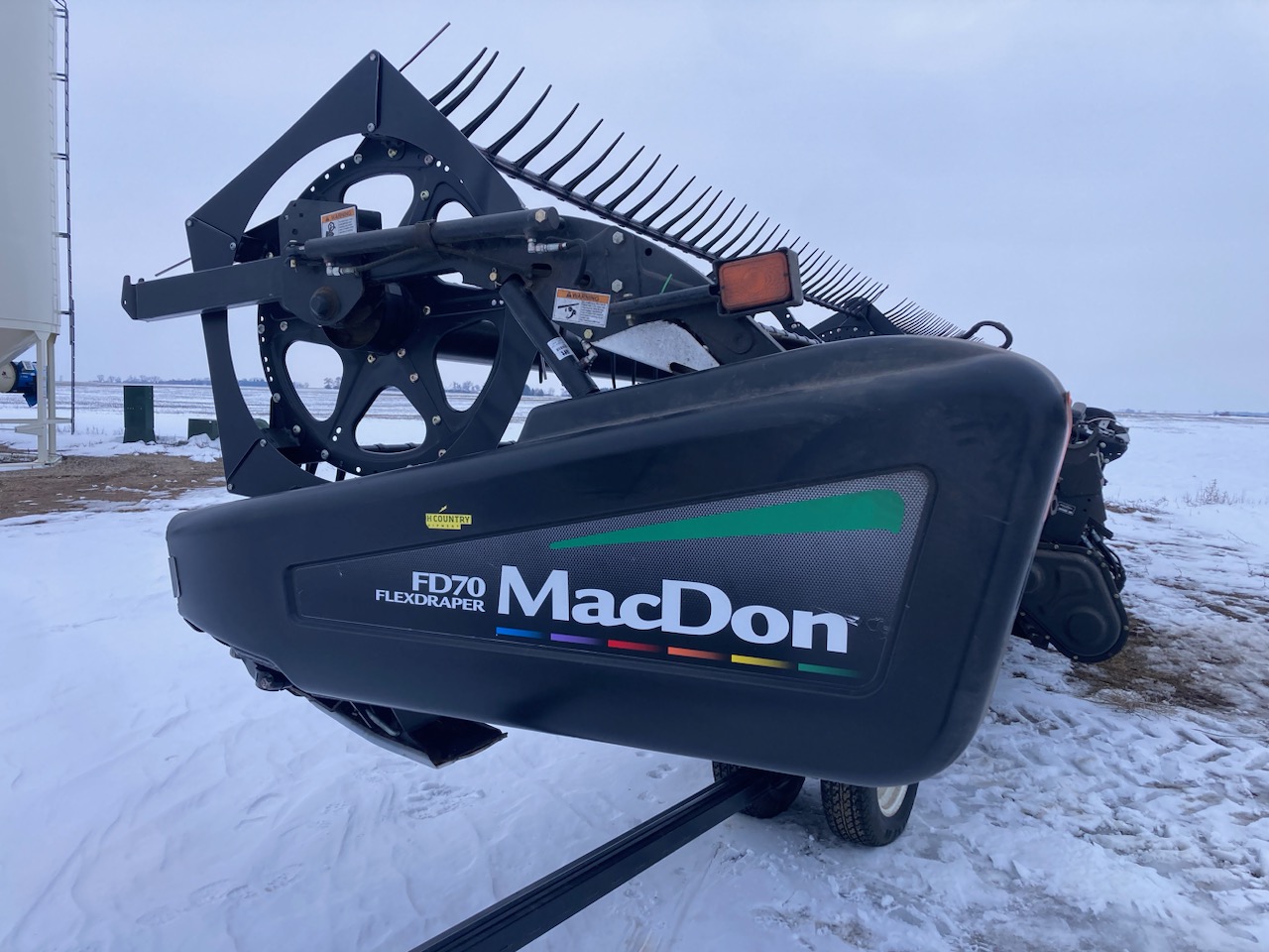 2011 MacDon FD70-35 Header Combine