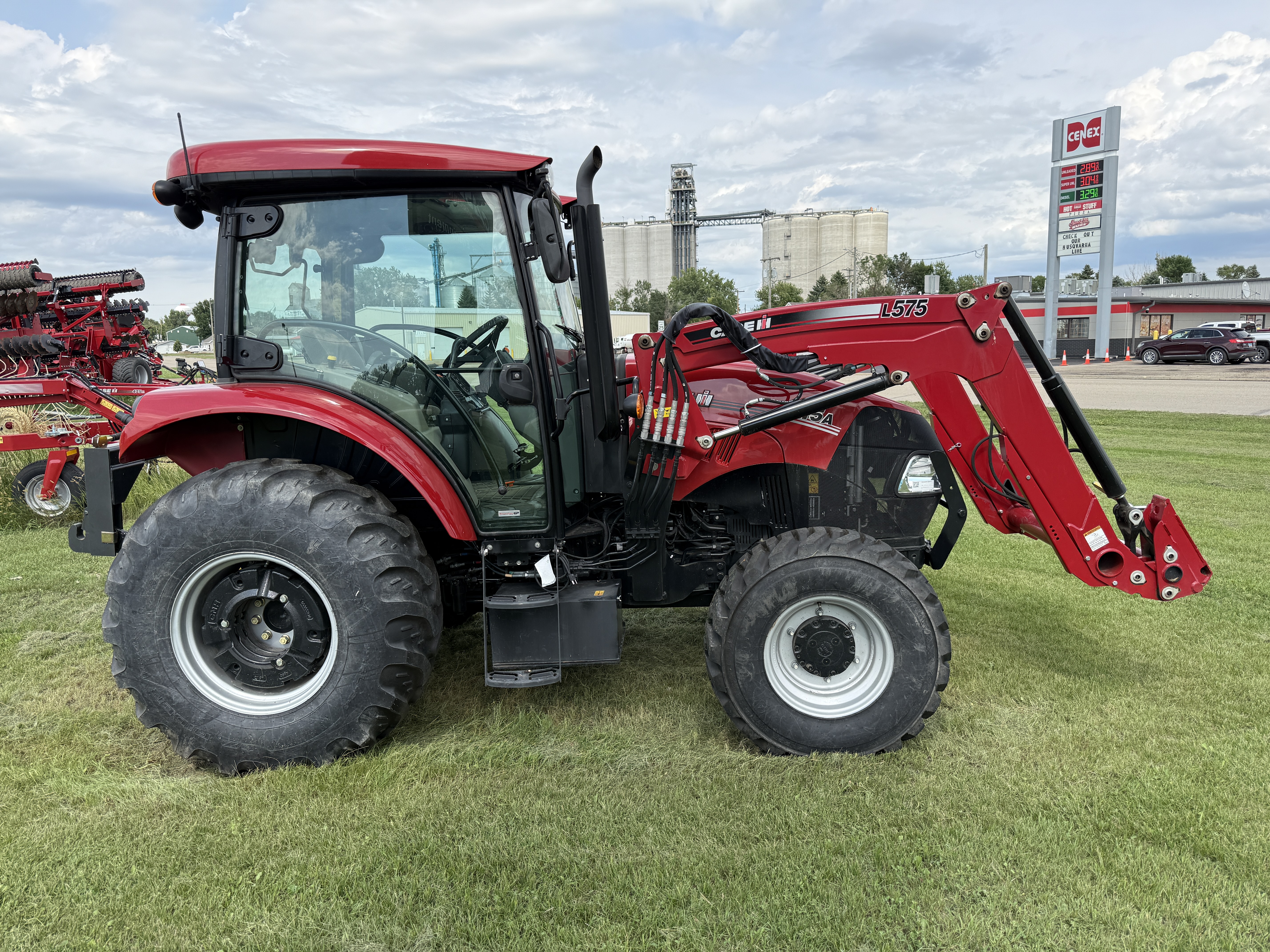 2022 Case IH FARM115A Tractor