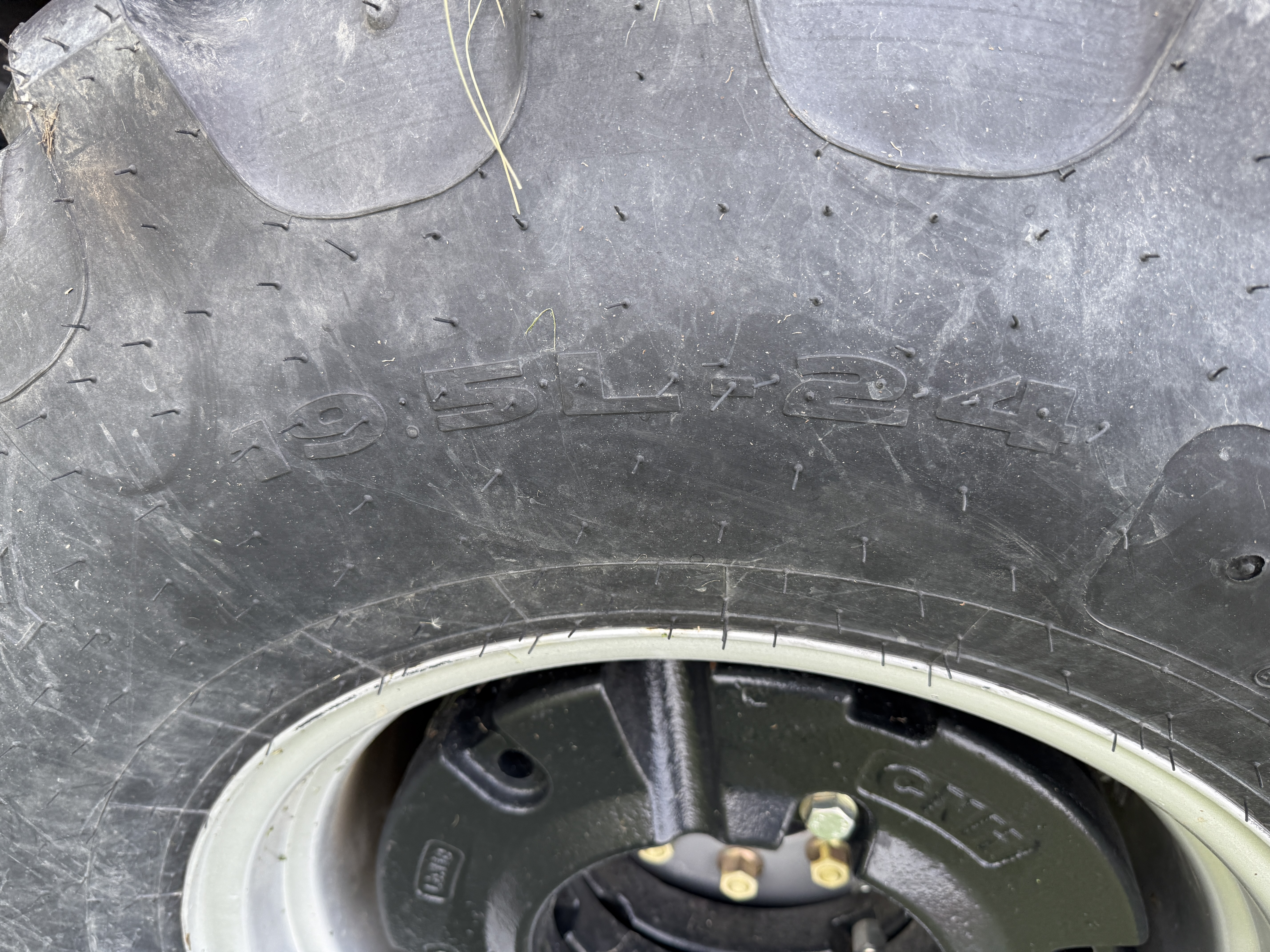 2022 Case IH FARM115A Tractor