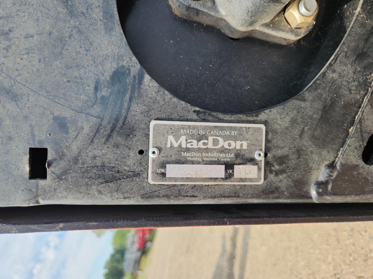 2016 MacDon FD75 Header Draper
