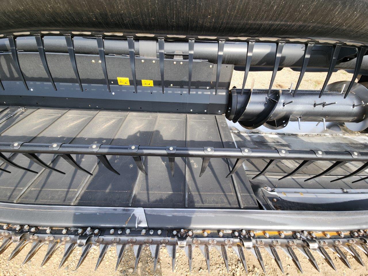 2016 MacDon FD75 Header Draper