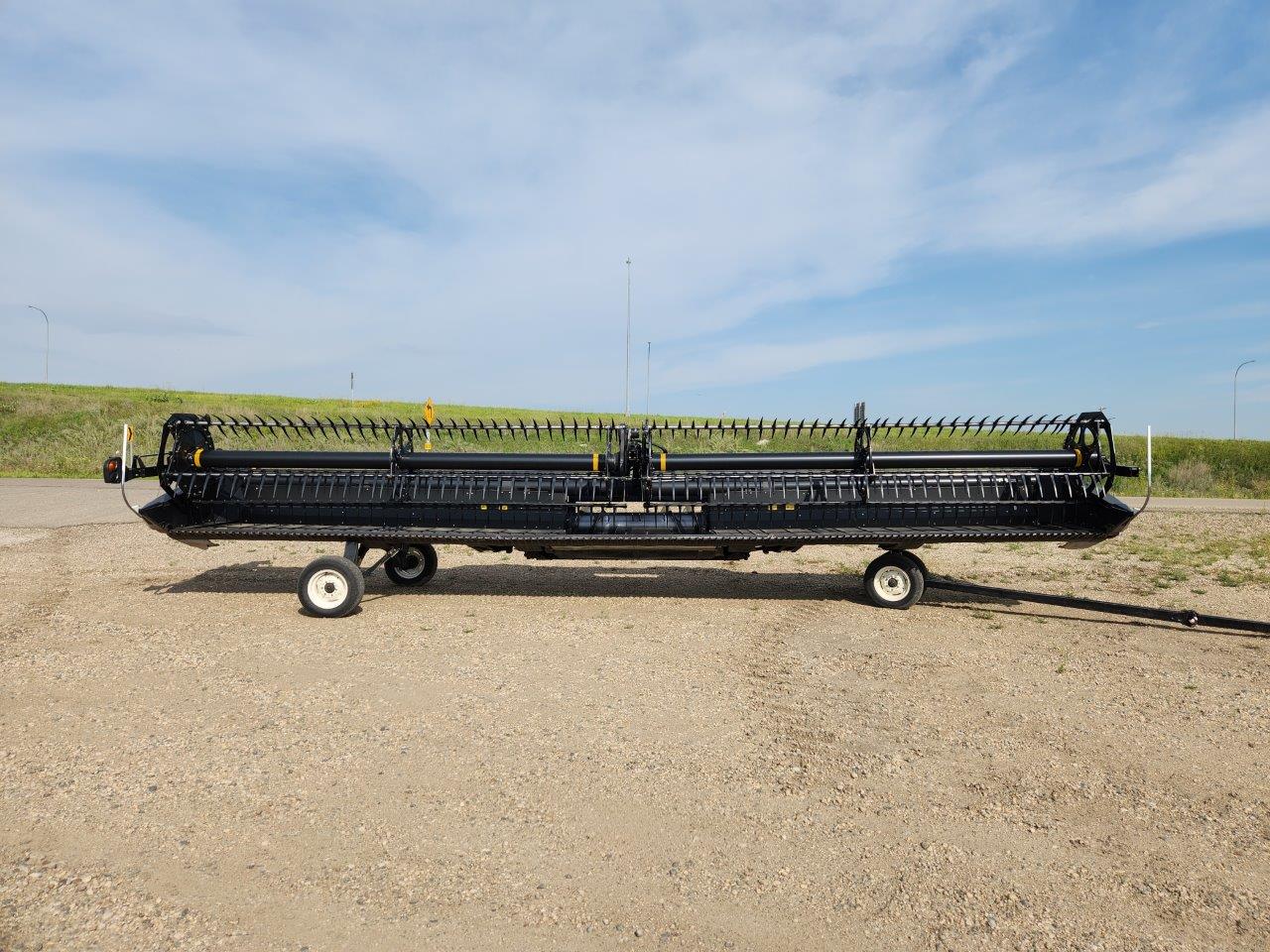 2016 MacDon FD75 Header Draper