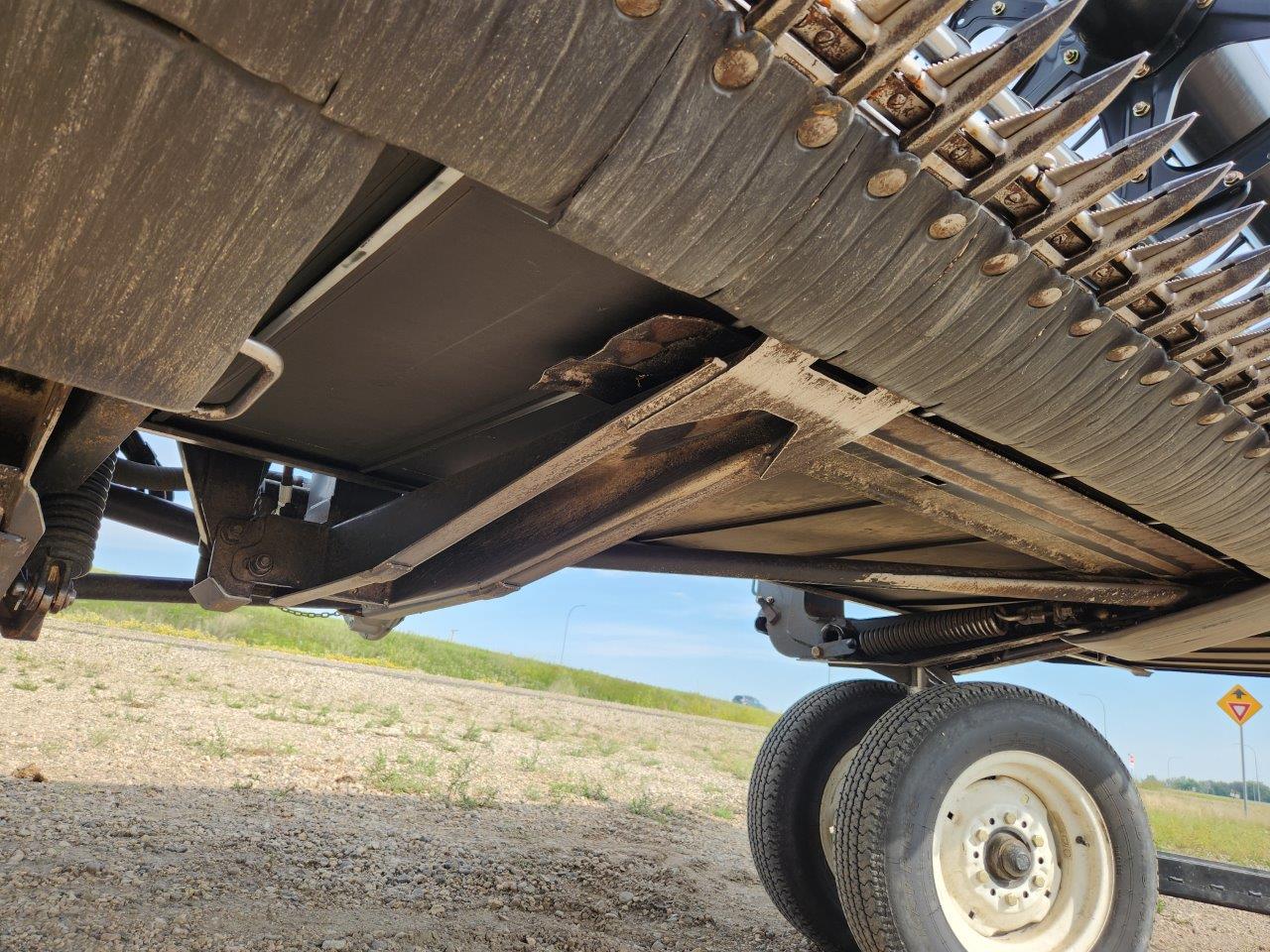 2016 MacDon FD75 Header Draper