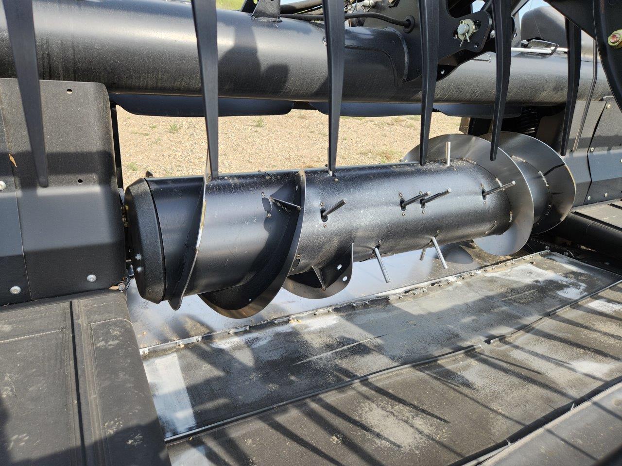 2016 MacDon FD75 Header Draper