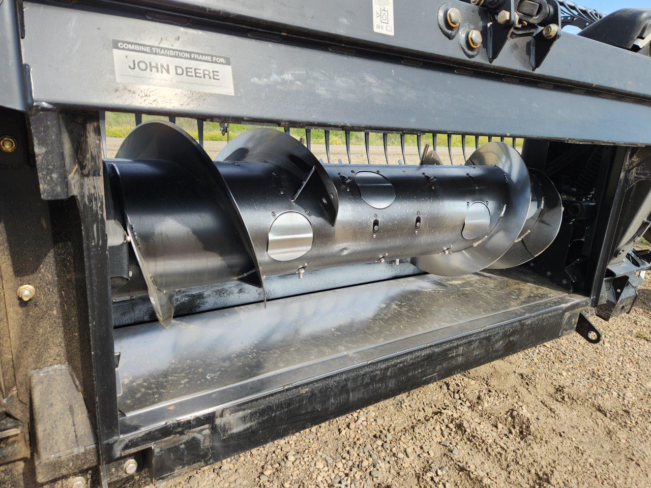 2016 MacDon FD75 Header Draper