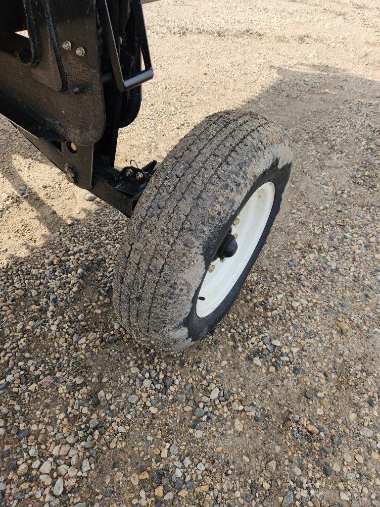 2016 MacDon FD75 Header Draper