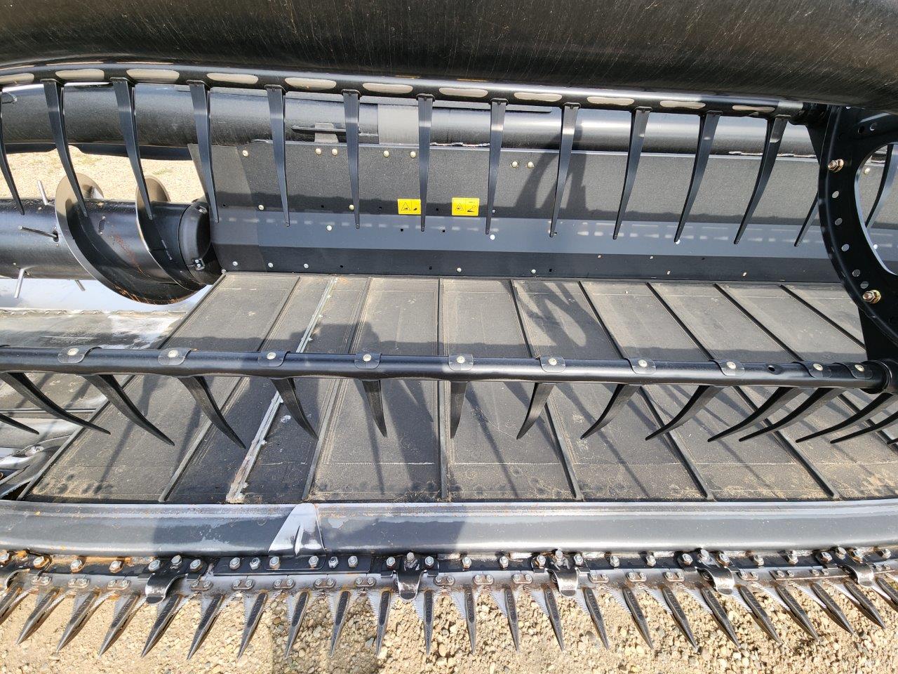 2016 MacDon FD75 Header Draper