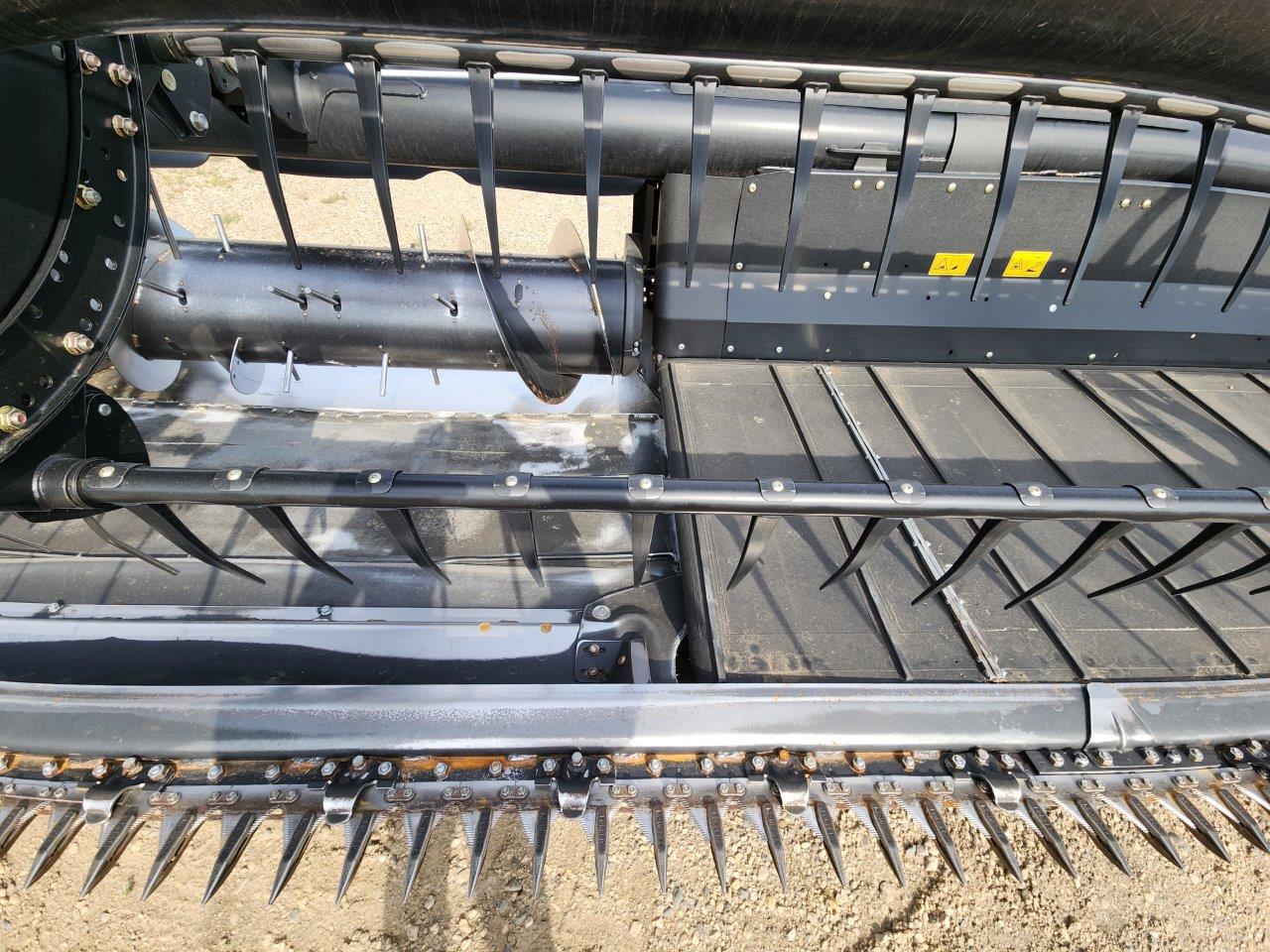 2016 MacDon FD75 Header Draper