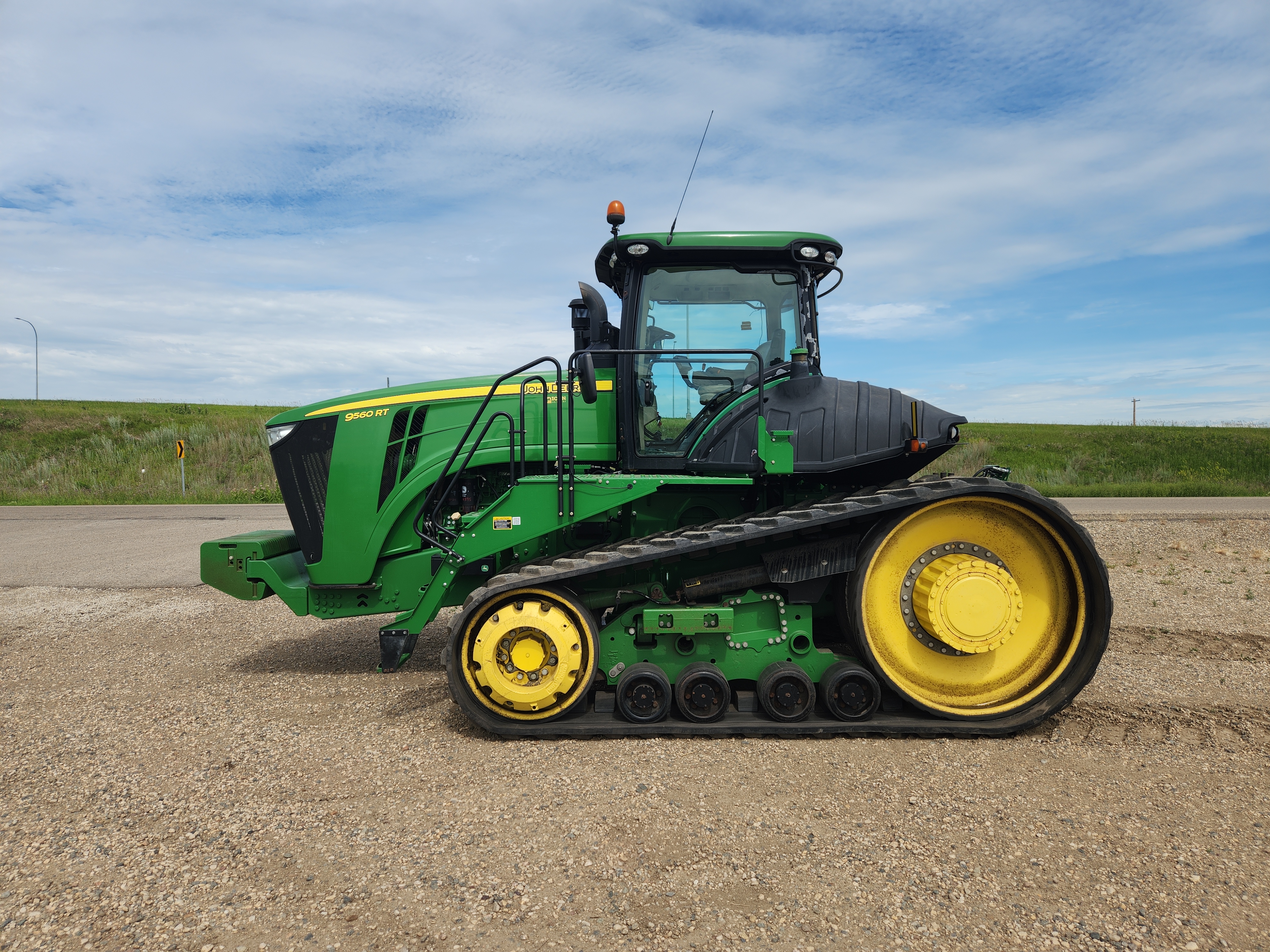 2012 John Deere 9560RT Tractor