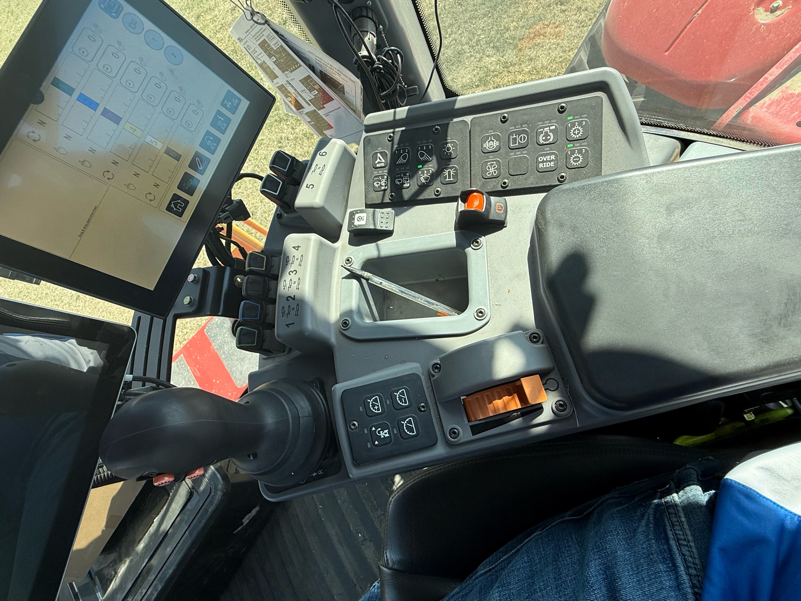 2021 Versatile 610DT Tractor