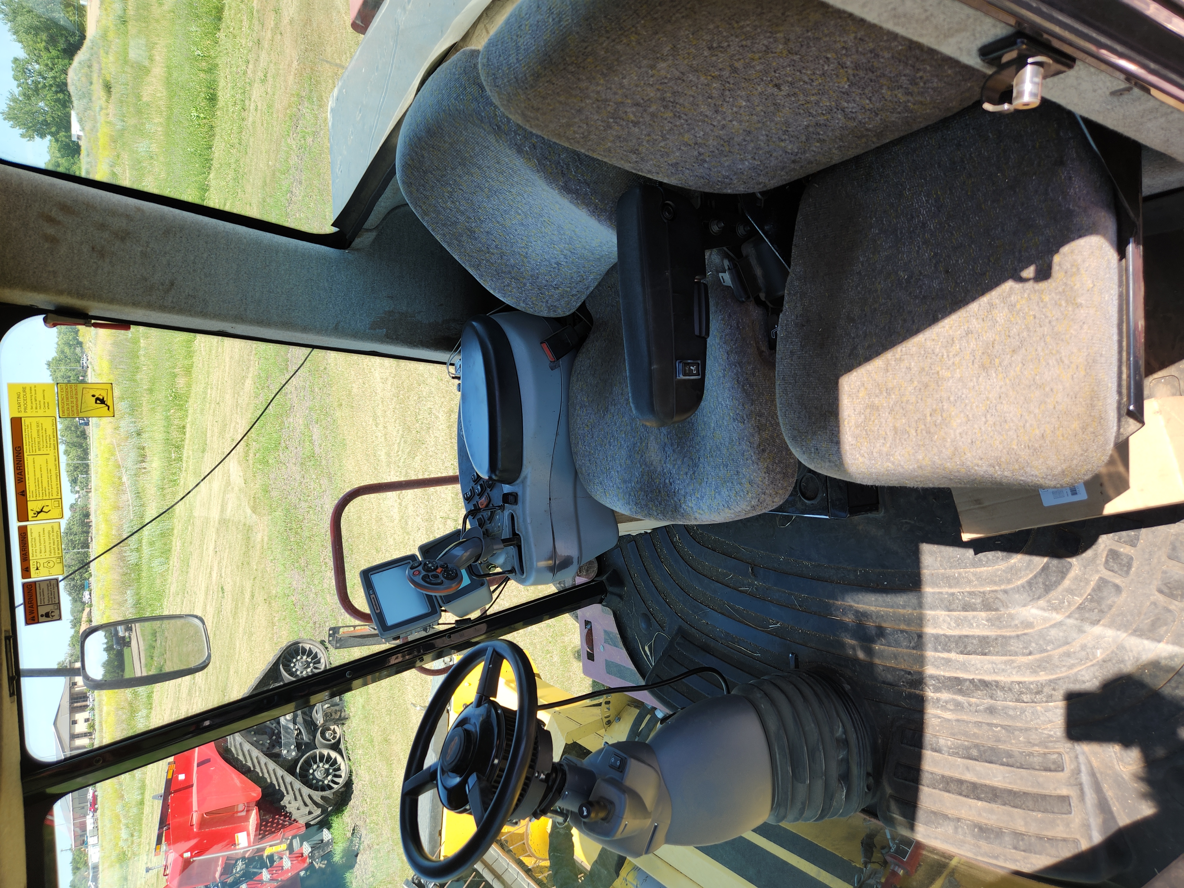 2014 New Holland SPEEDR200 Windrower