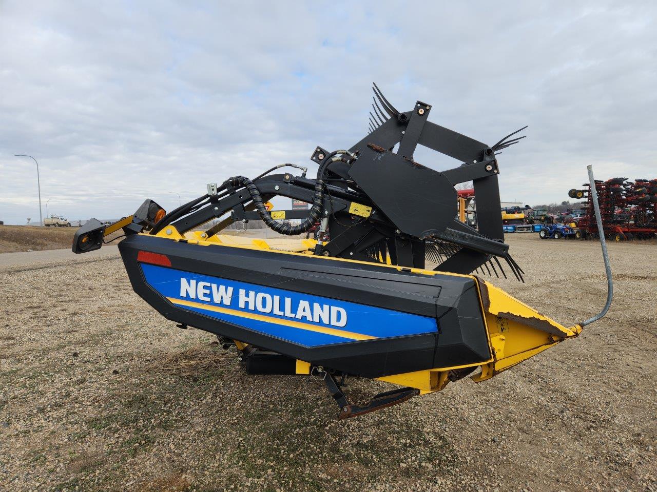 2014 New Holland SPEEDR200 Windrower