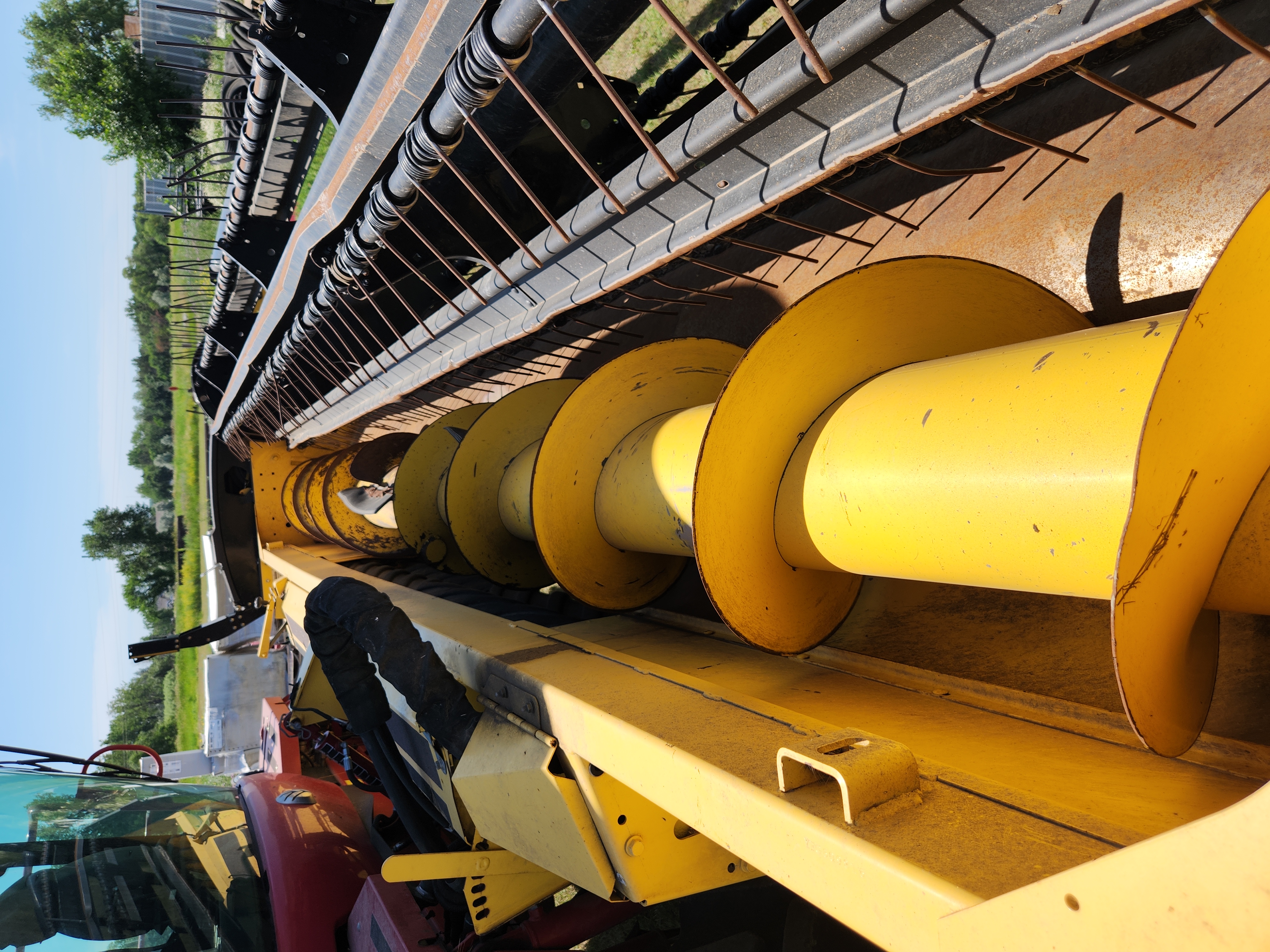 2014 New Holland SPEEDR200 Windrower