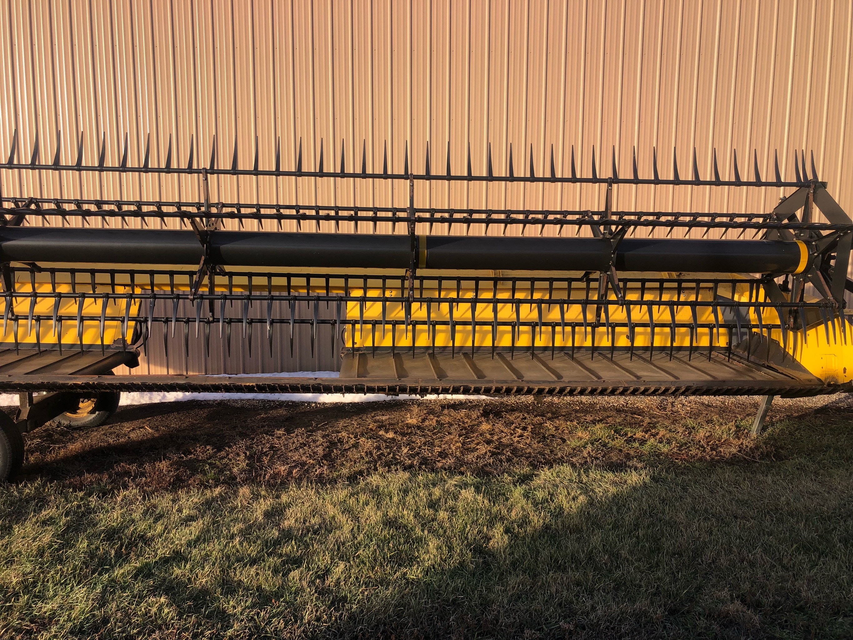 2014 New Holland SPEEDR200 Windrower