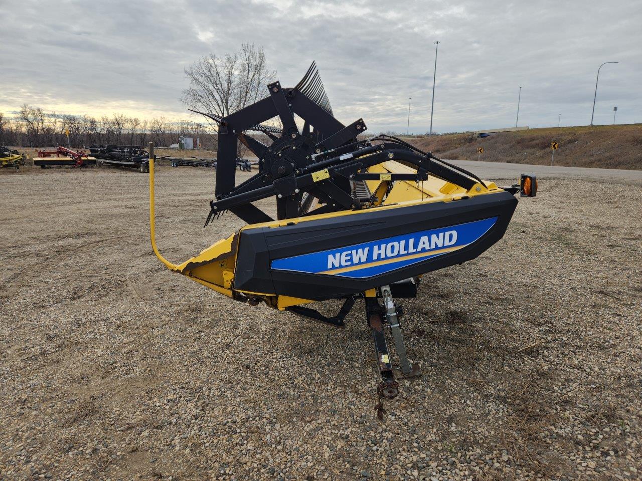 2014 New Holland SPEEDR200 Windrower