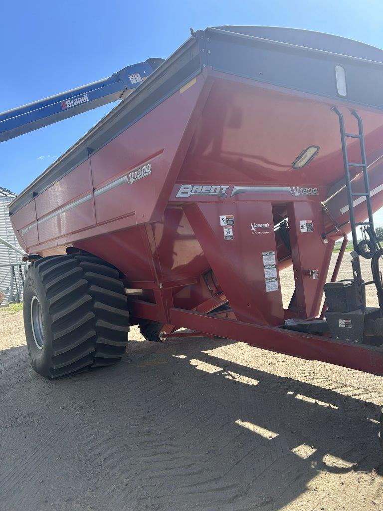 2018 Brent V1300 Grain Cart