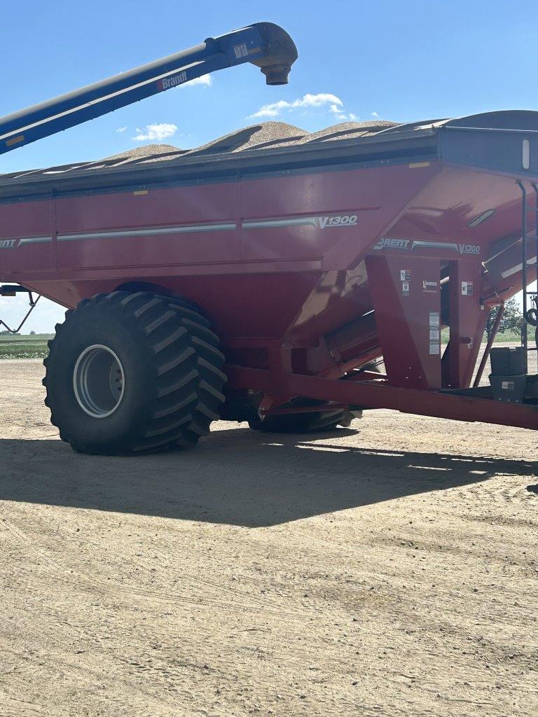 2018 Brent V1300 Grain Cart
