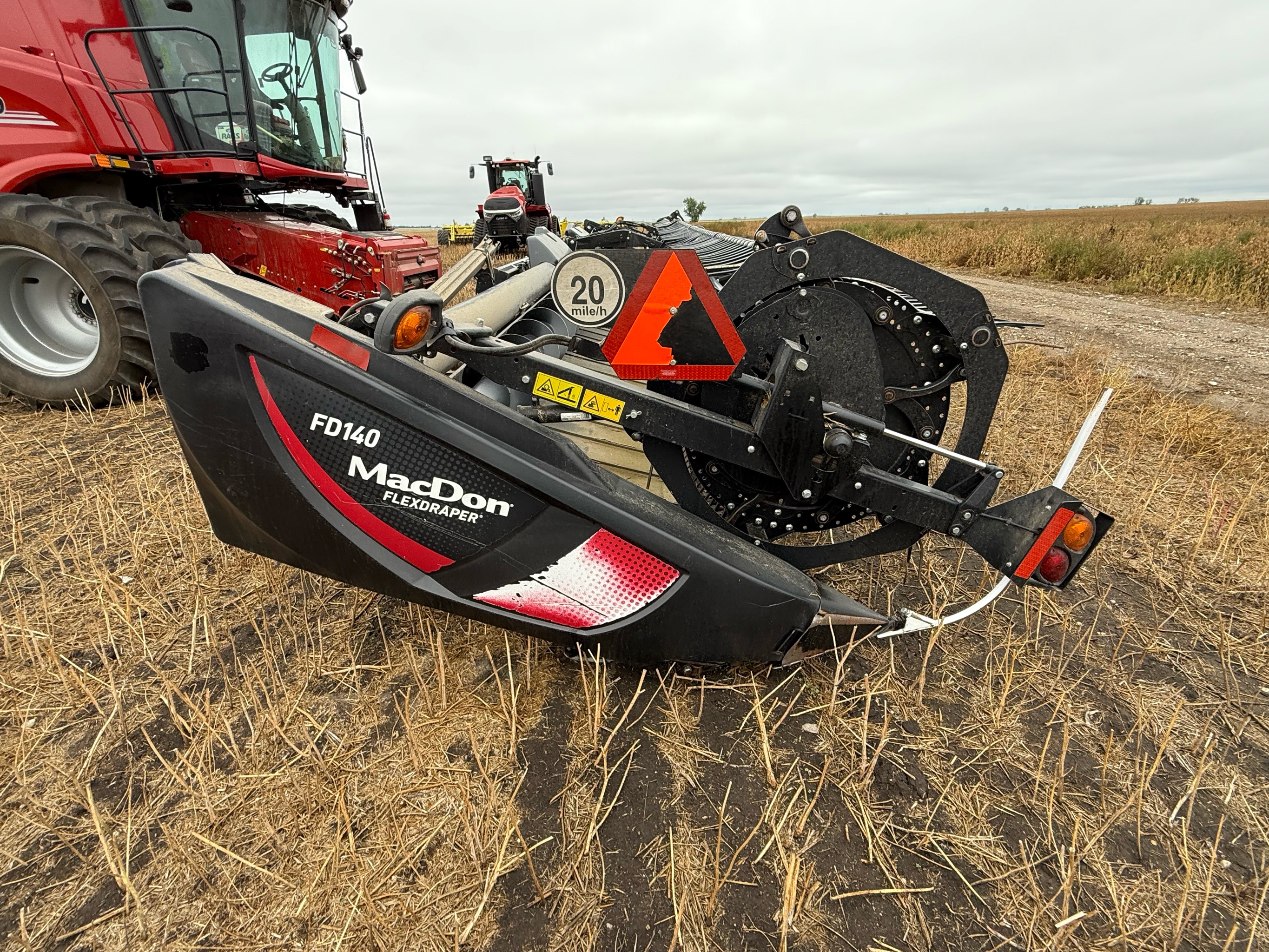 2019 MacDon FD140 Header Combine
