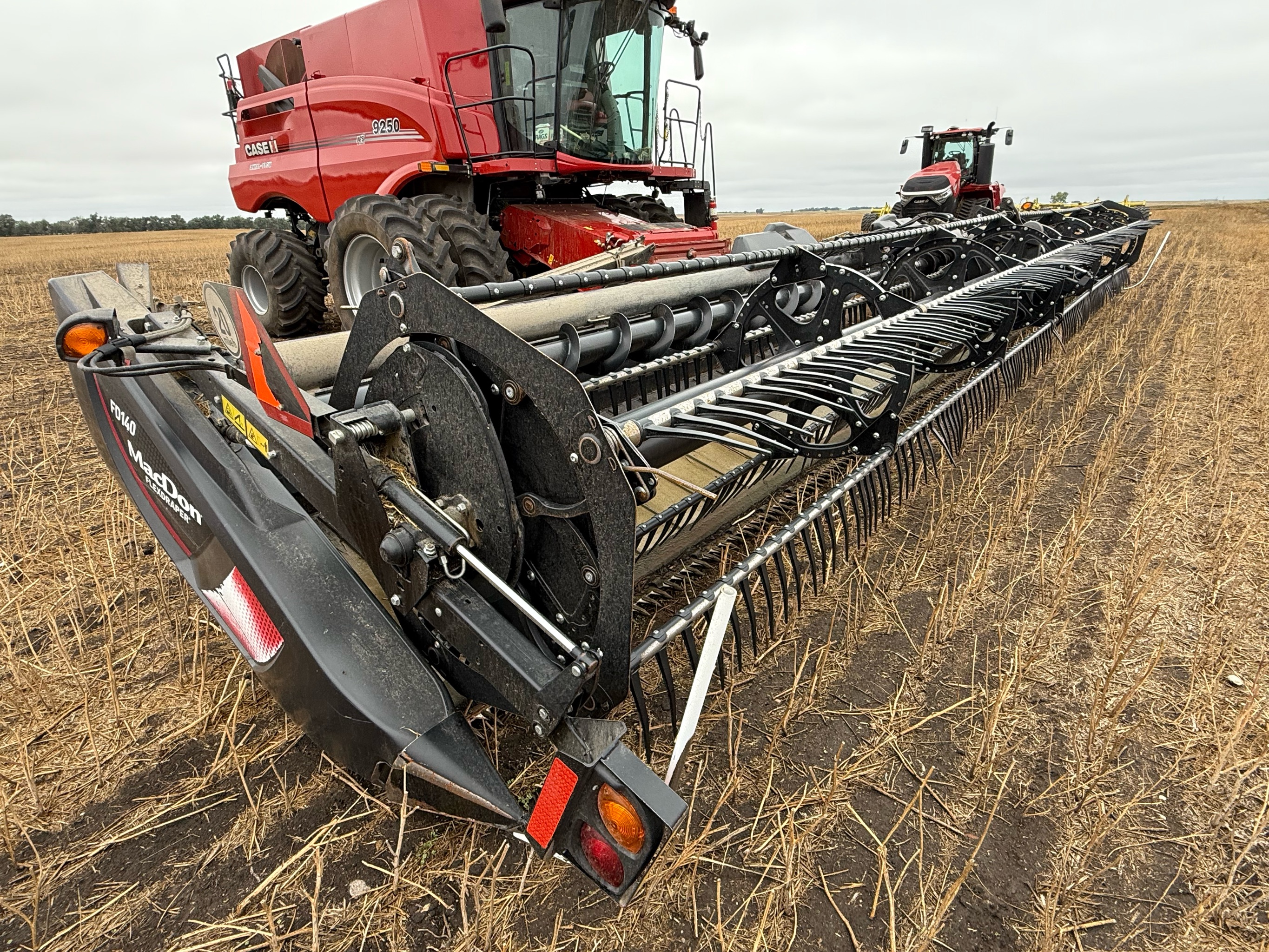 2019 MacDon FD140 Header Combine