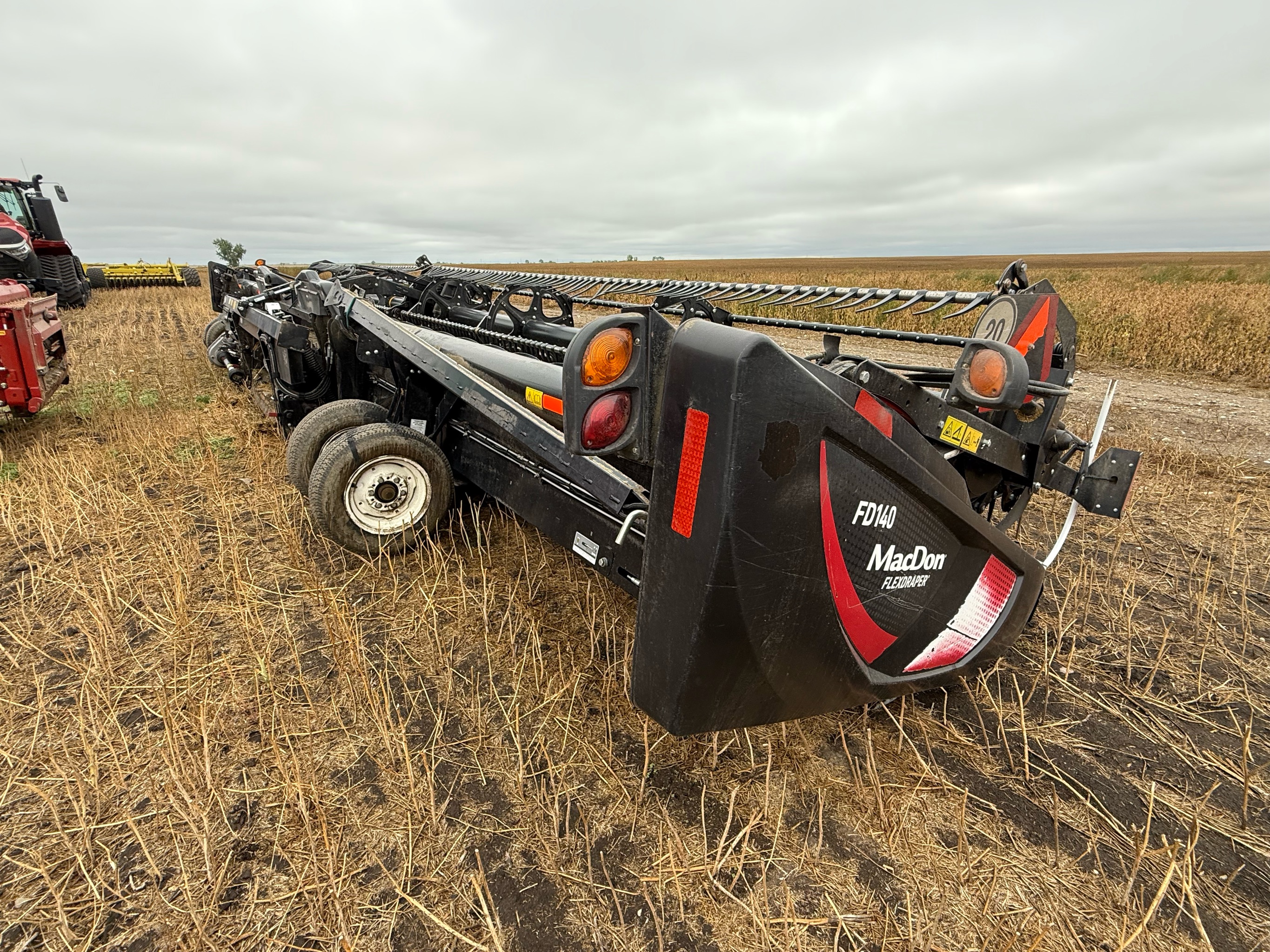 2019 MacDon FD140 Header Combine