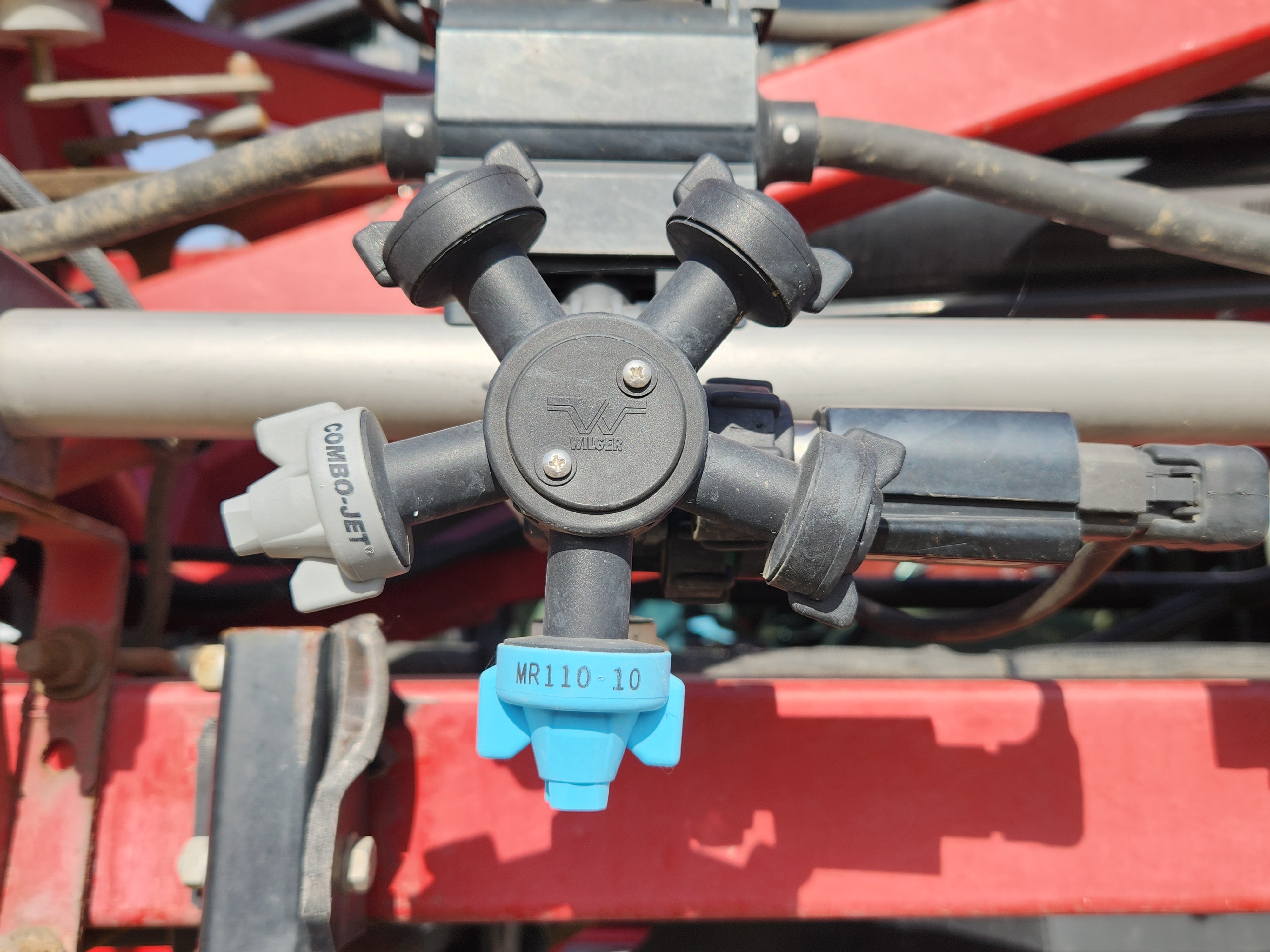 2018 Case IH PAT4440 Sprayer/High Clearance