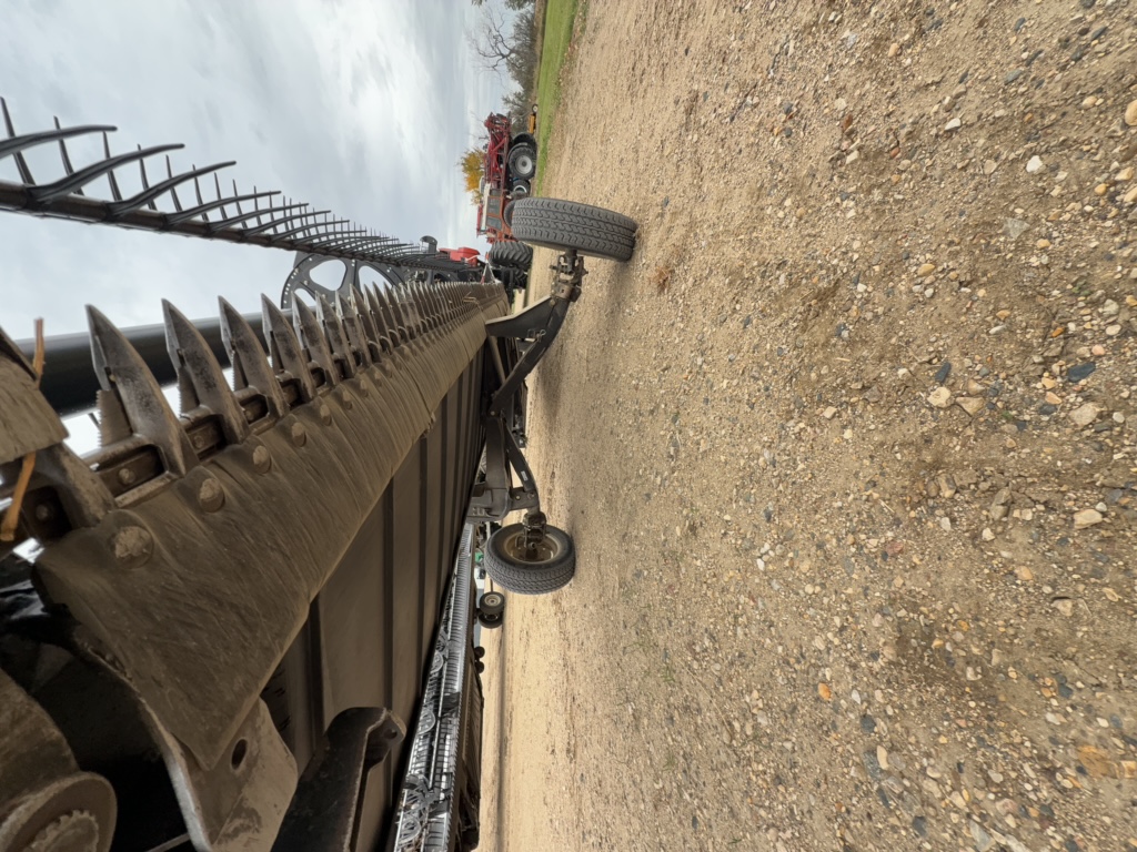 2013 Case IH 2162-40 Header Combine