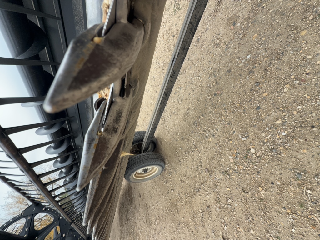 2013 Case IH 2162-40 Header Combine