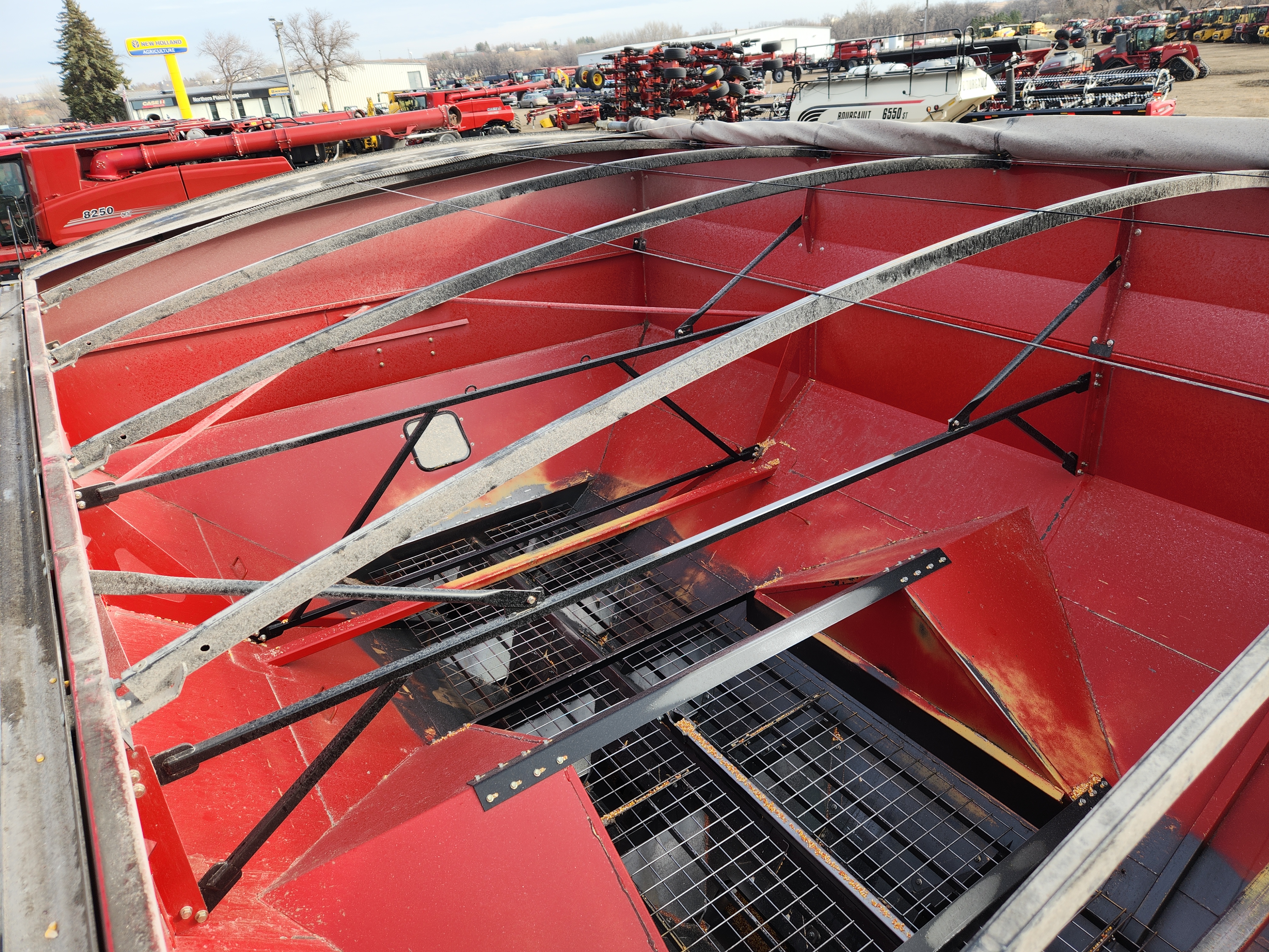 2023 Unverferth 1320 Grain Cart