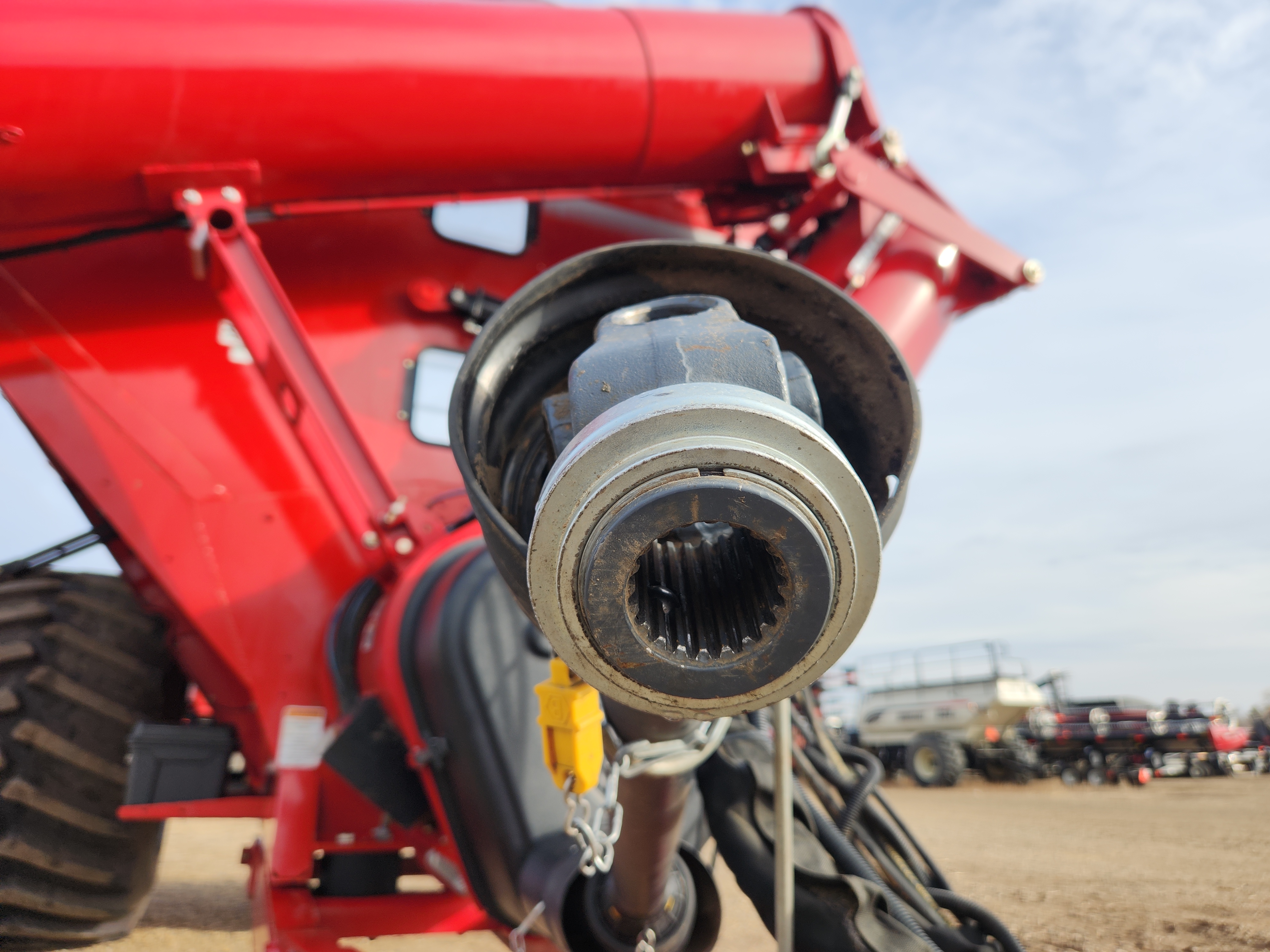 2023 Unverferth 1320 Grain Cart