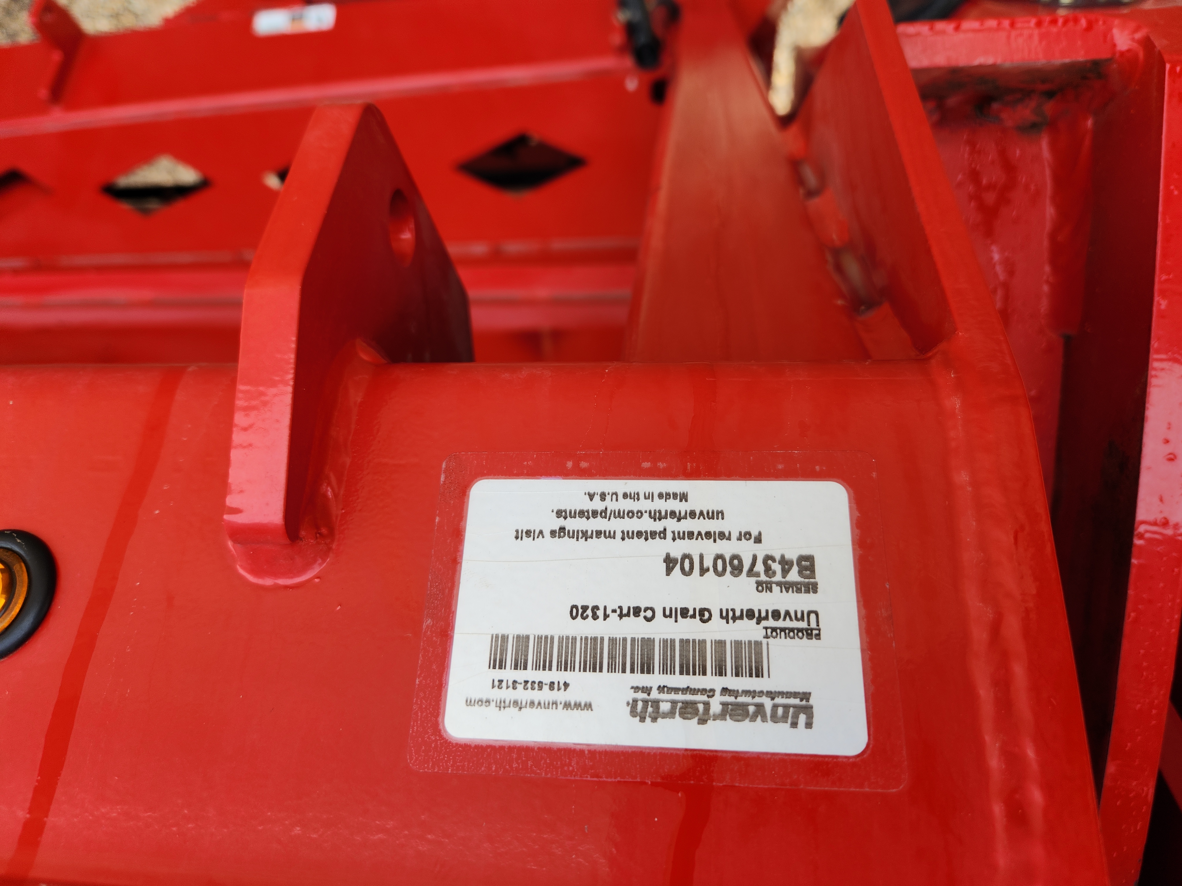 2023 Unverferth 1320 Grain Cart