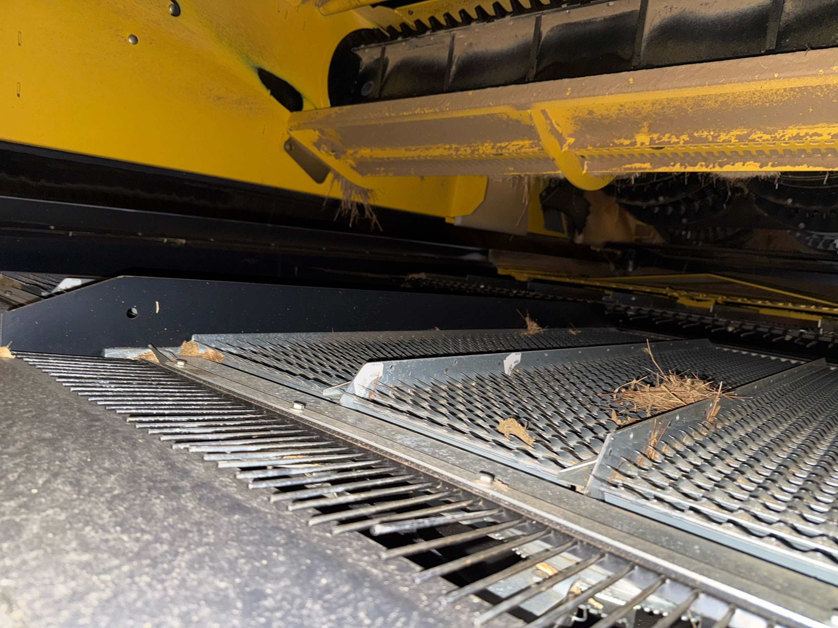 2018 New Holland CR8.90 Combine