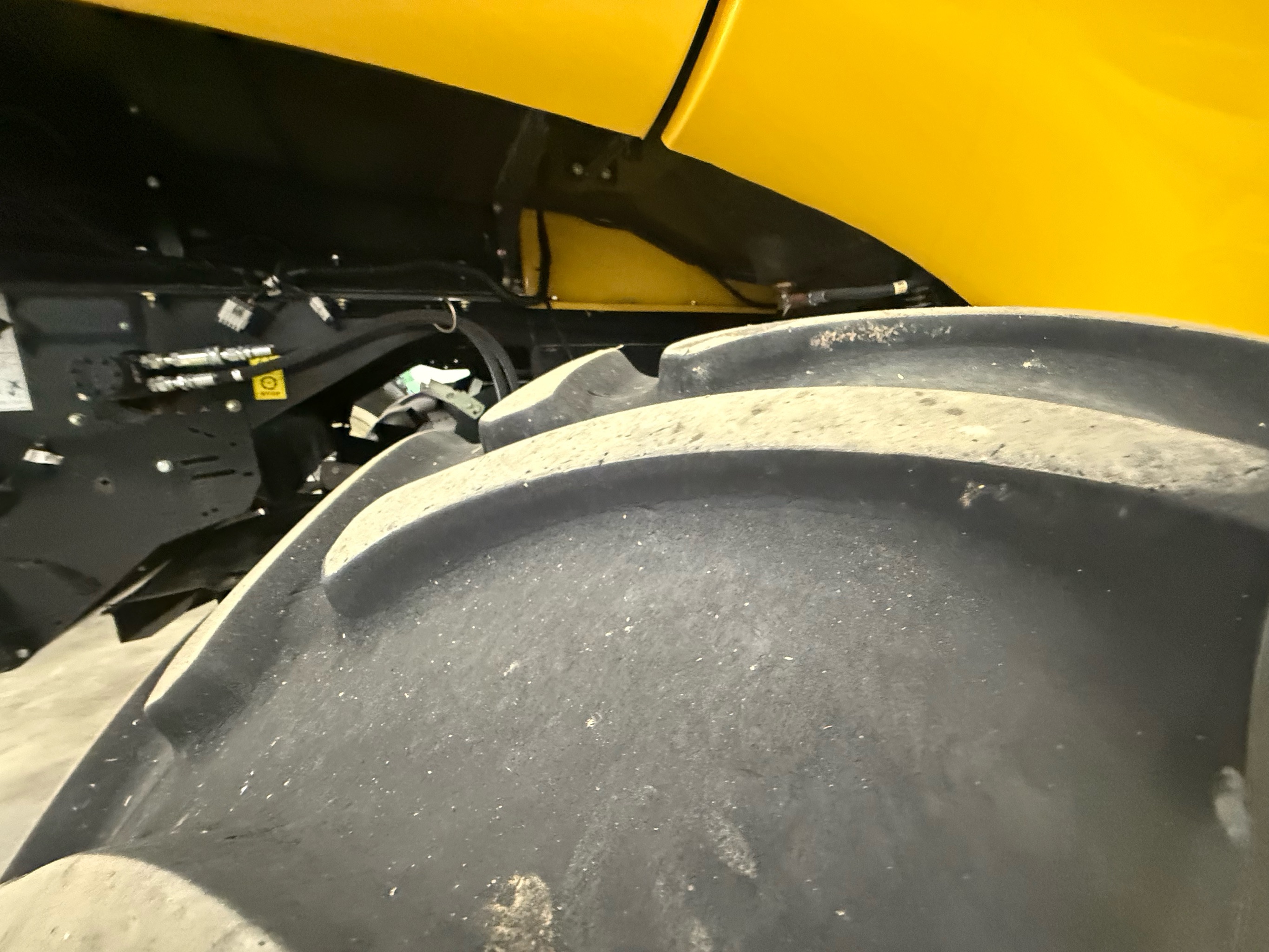 2018 New Holland CR8.90 Combine