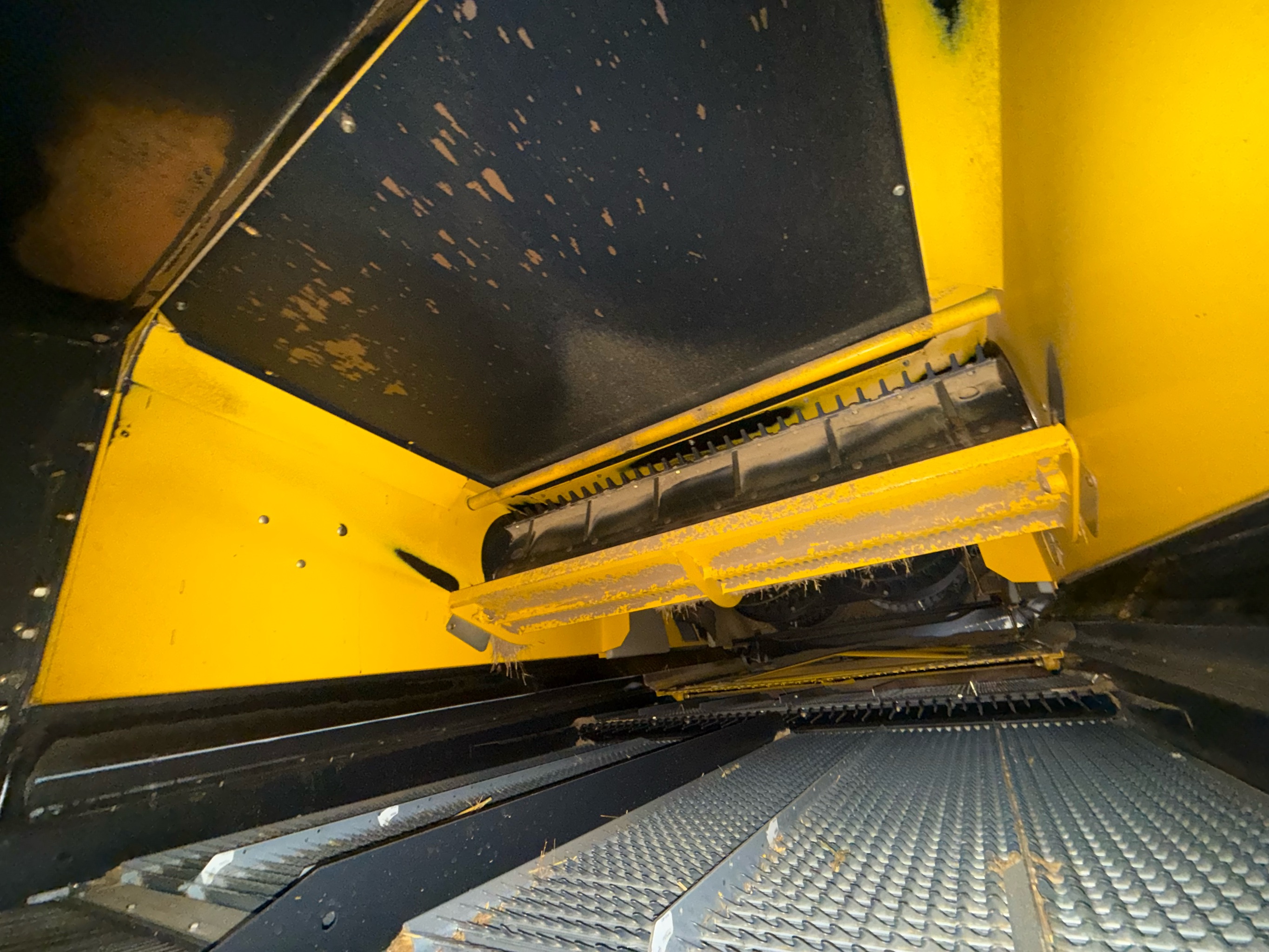 2018 New Holland CR8.90 Combine