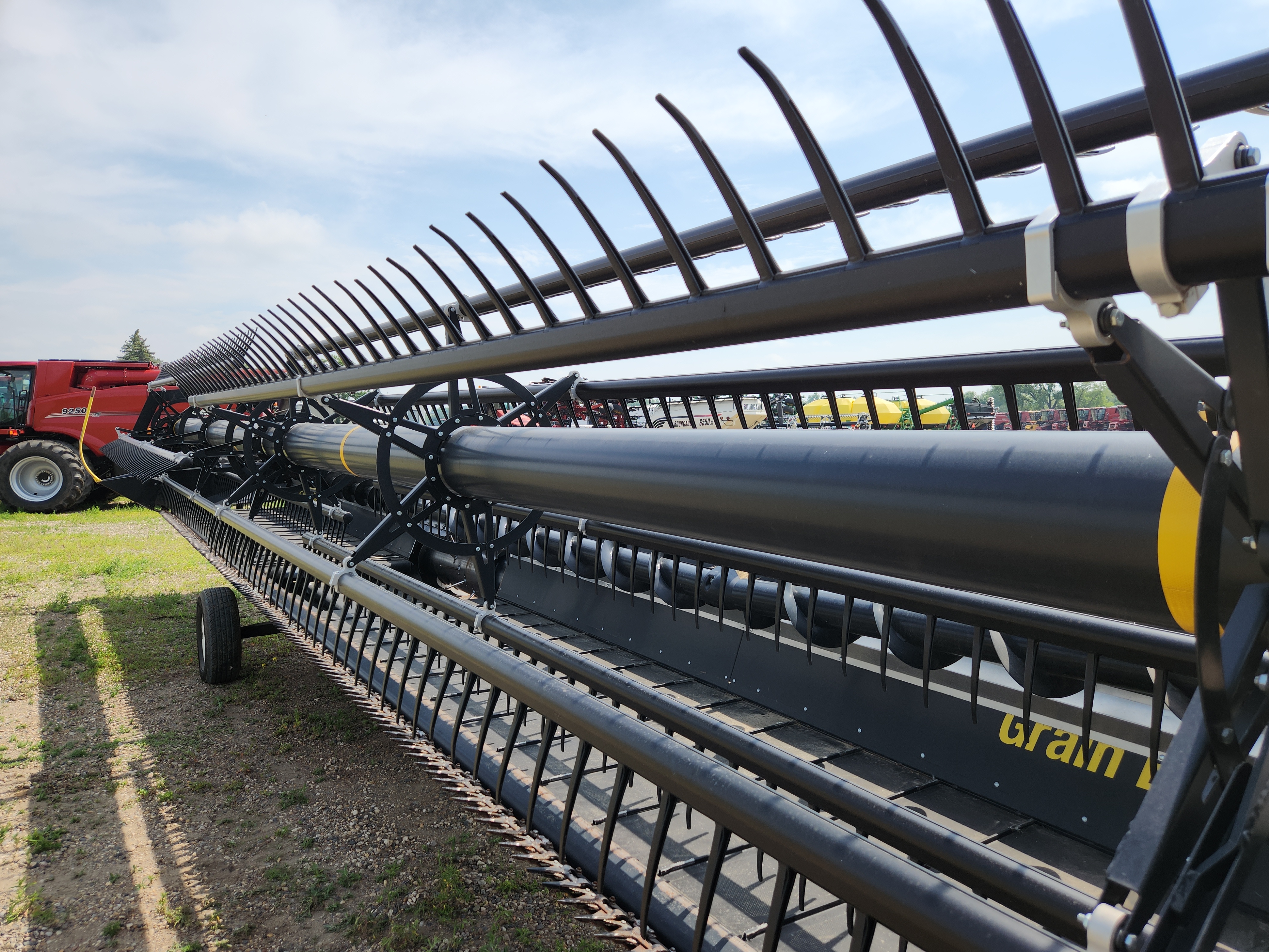 2016 Honey Bee SP36 Header Draper