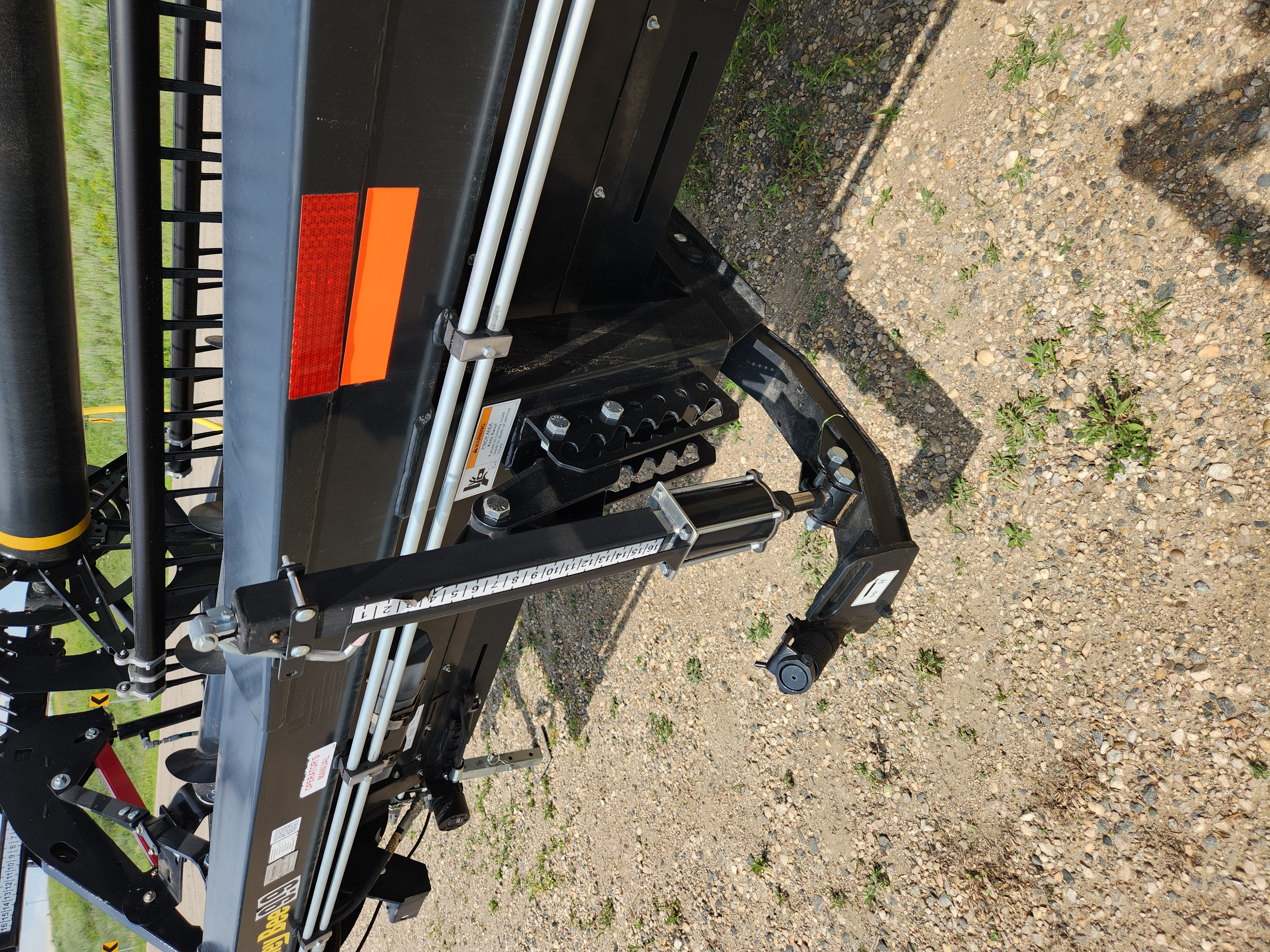 2016 Honey Bee SP36 Header Draper