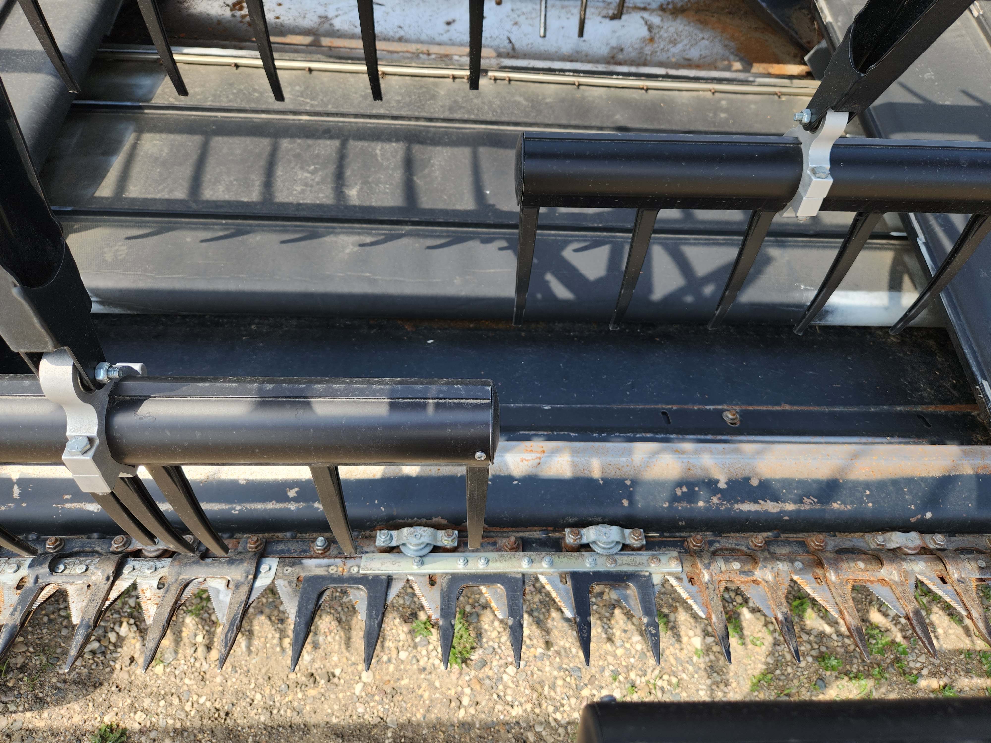 2016 Honey Bee SP36 Header Draper