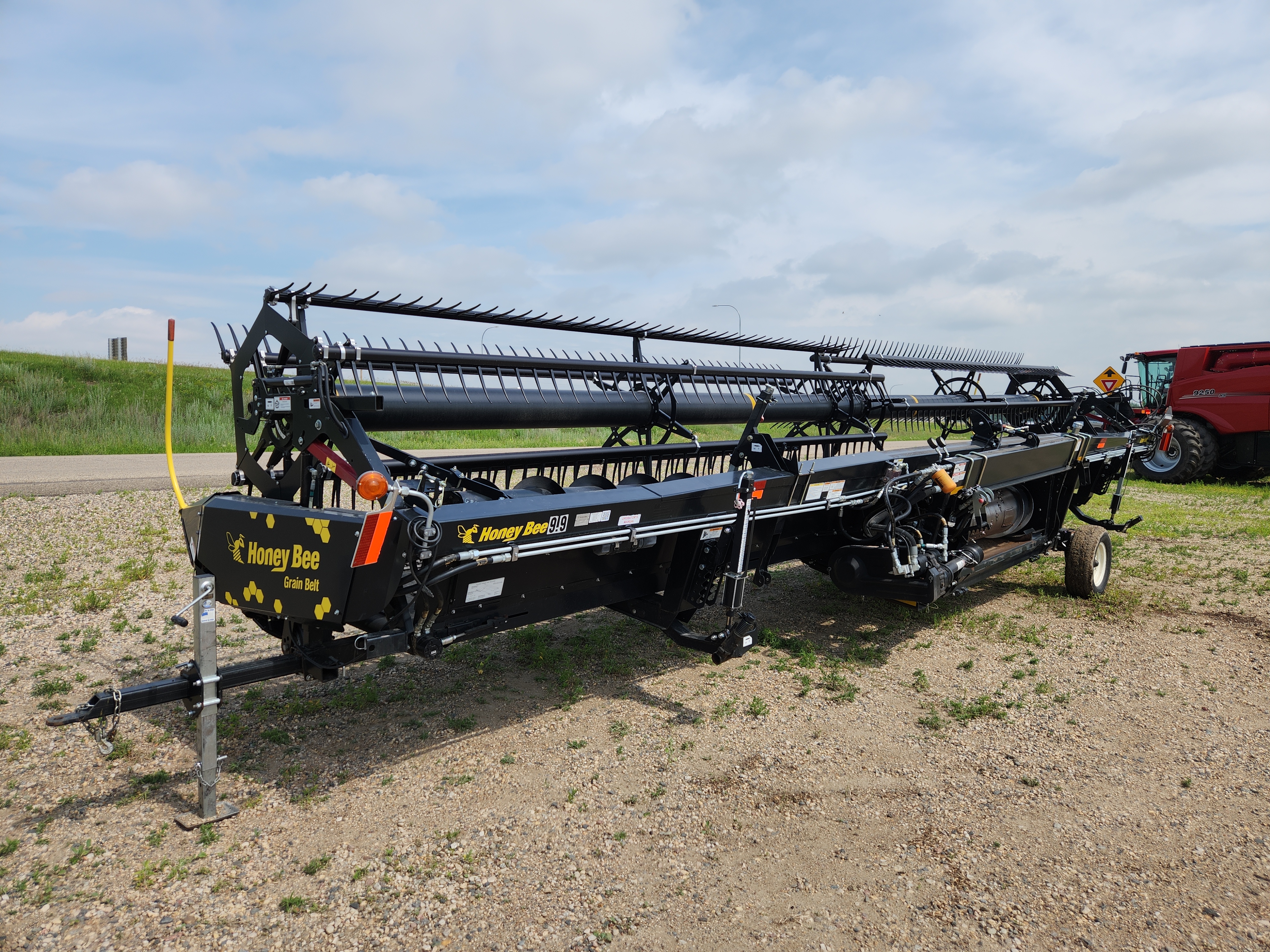 2016 Honey Bee SP36 Header Draper