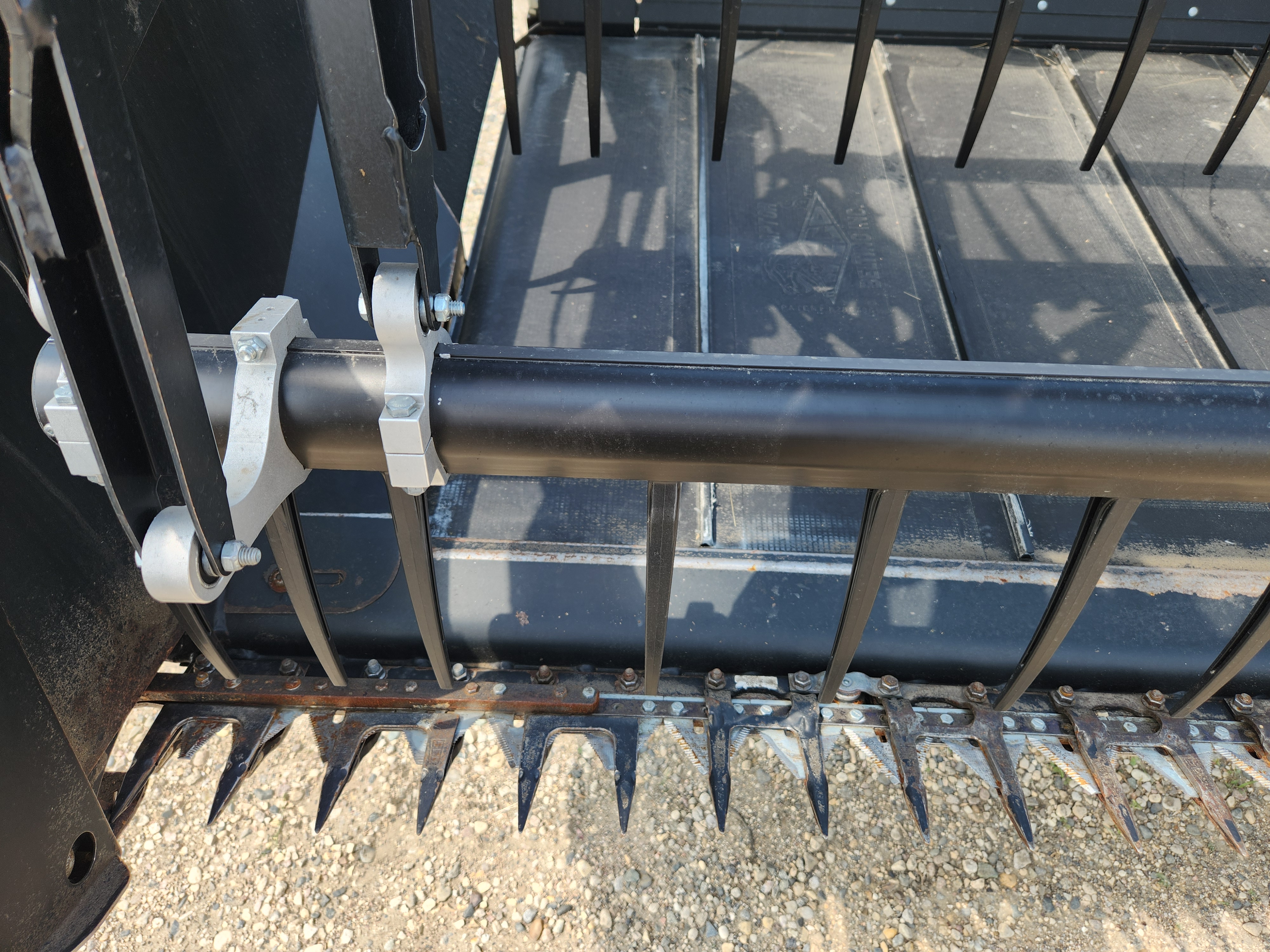 2016 Honey Bee SP36 Header Draper