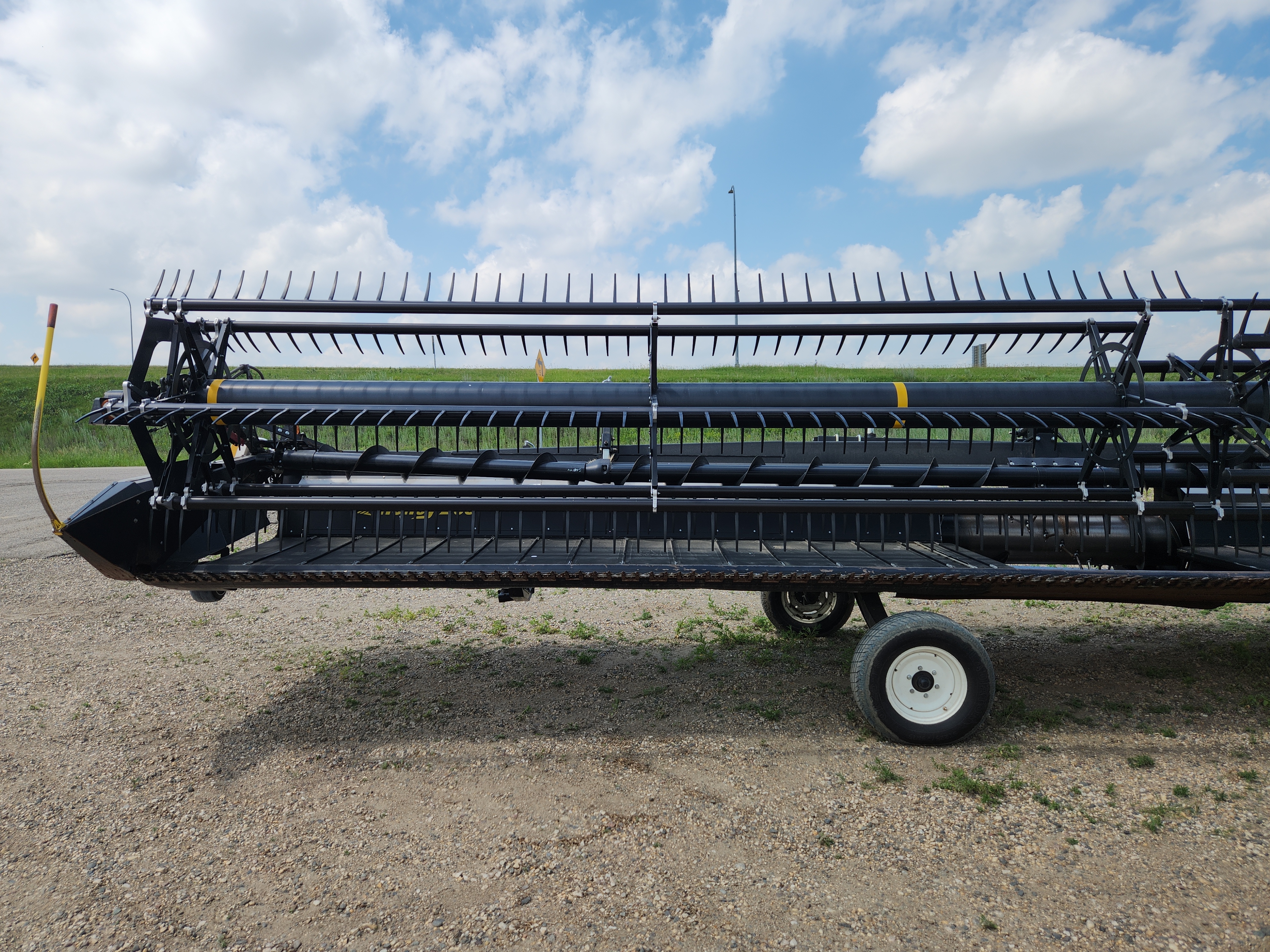 2016 Honey Bee SP36 Header Draper