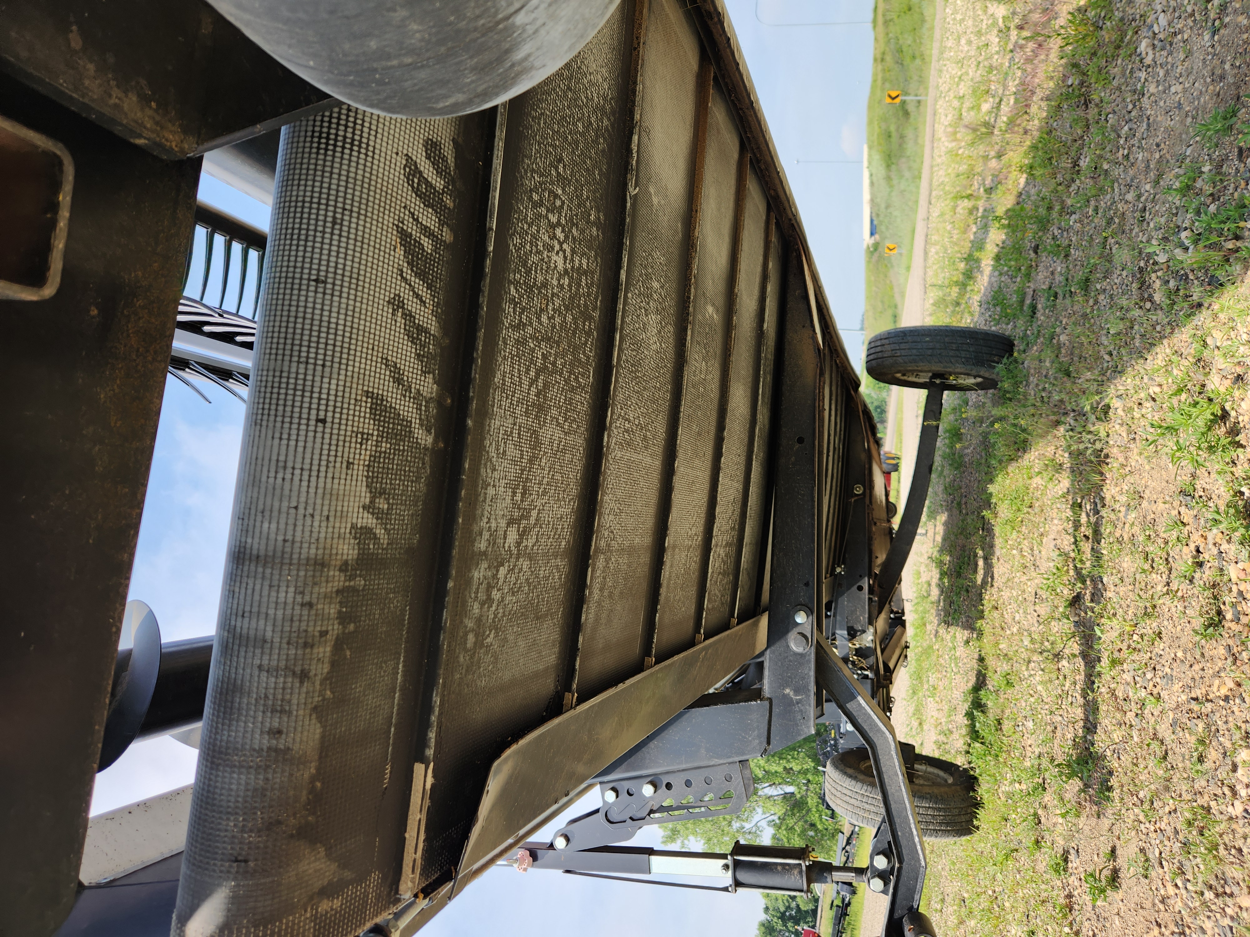 2016 Honey Bee SP36 Header Draper