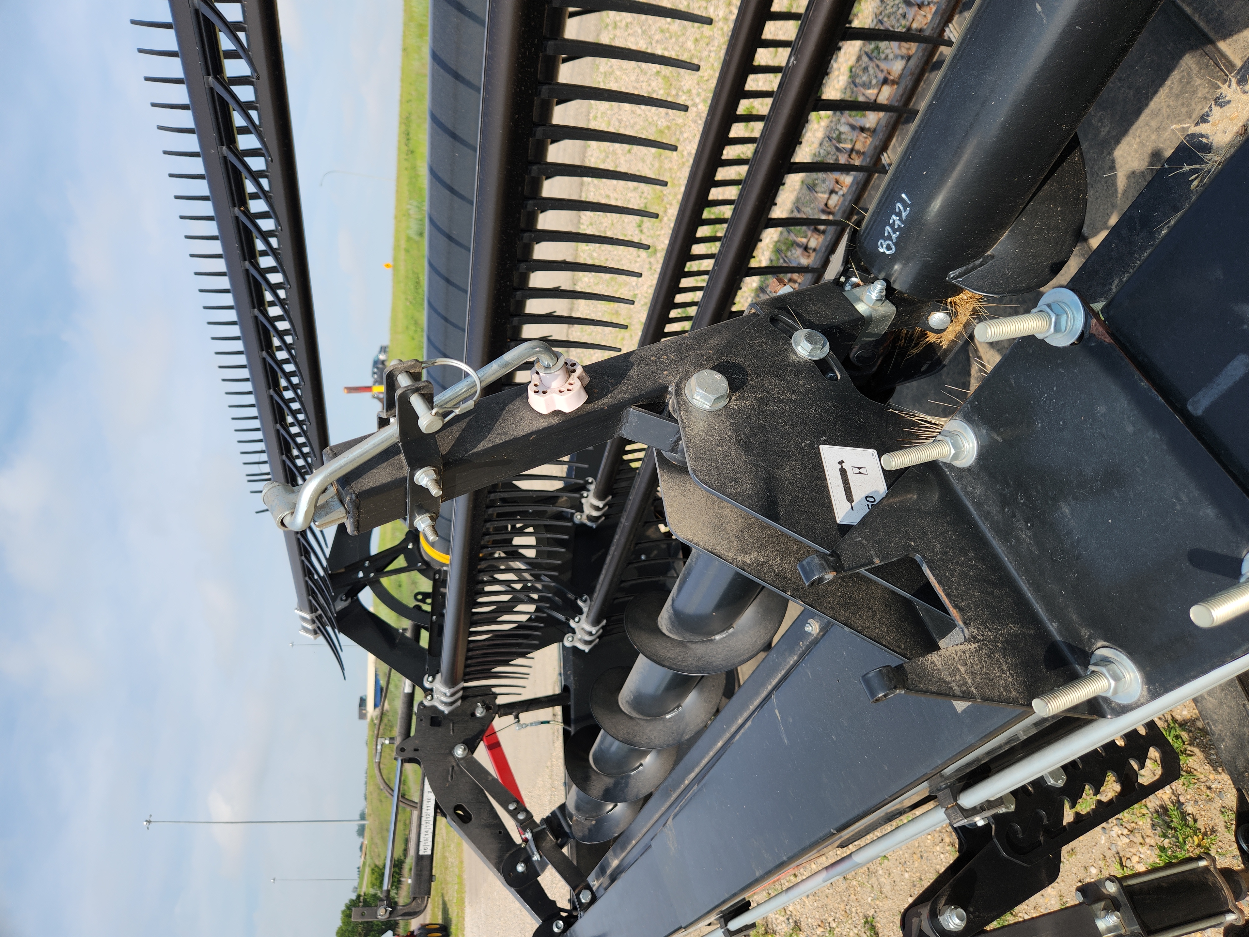 2016 Honey Bee SP36 Header Draper